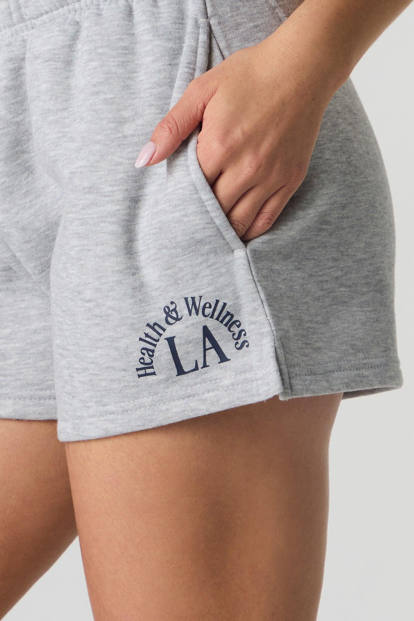 Graphic Fleece Short Female Product Image