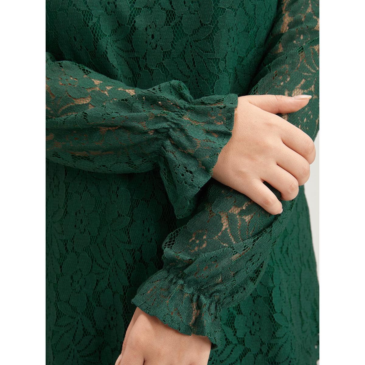 Plus Size Green Solid Crochet Lace V Neck Blouse Women Glamour Long Sleeve V-neck Going out Blouses BloomChic 18-20/2X Product Image