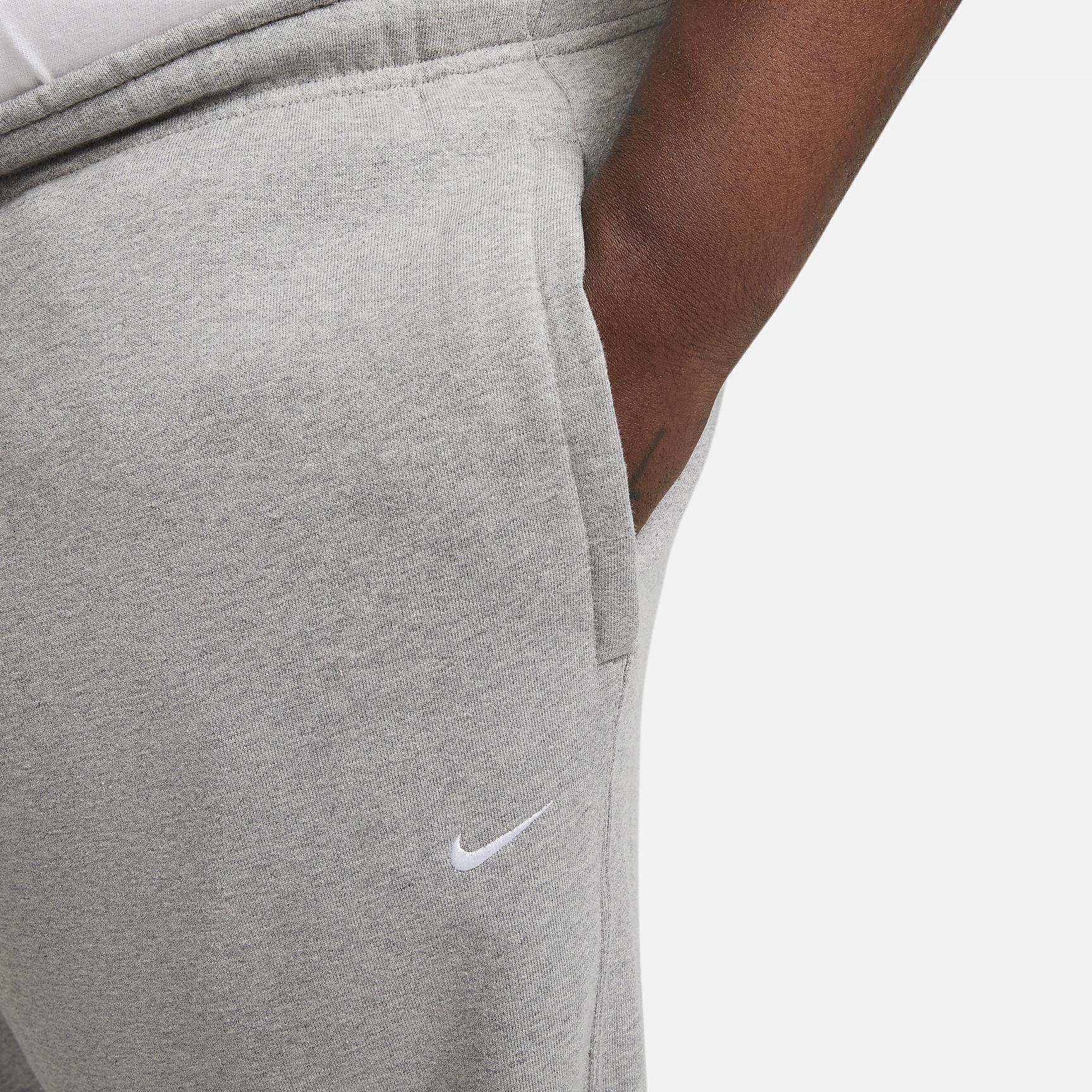 Nike Men's Solo Swoosh Fleece Pants Product Image