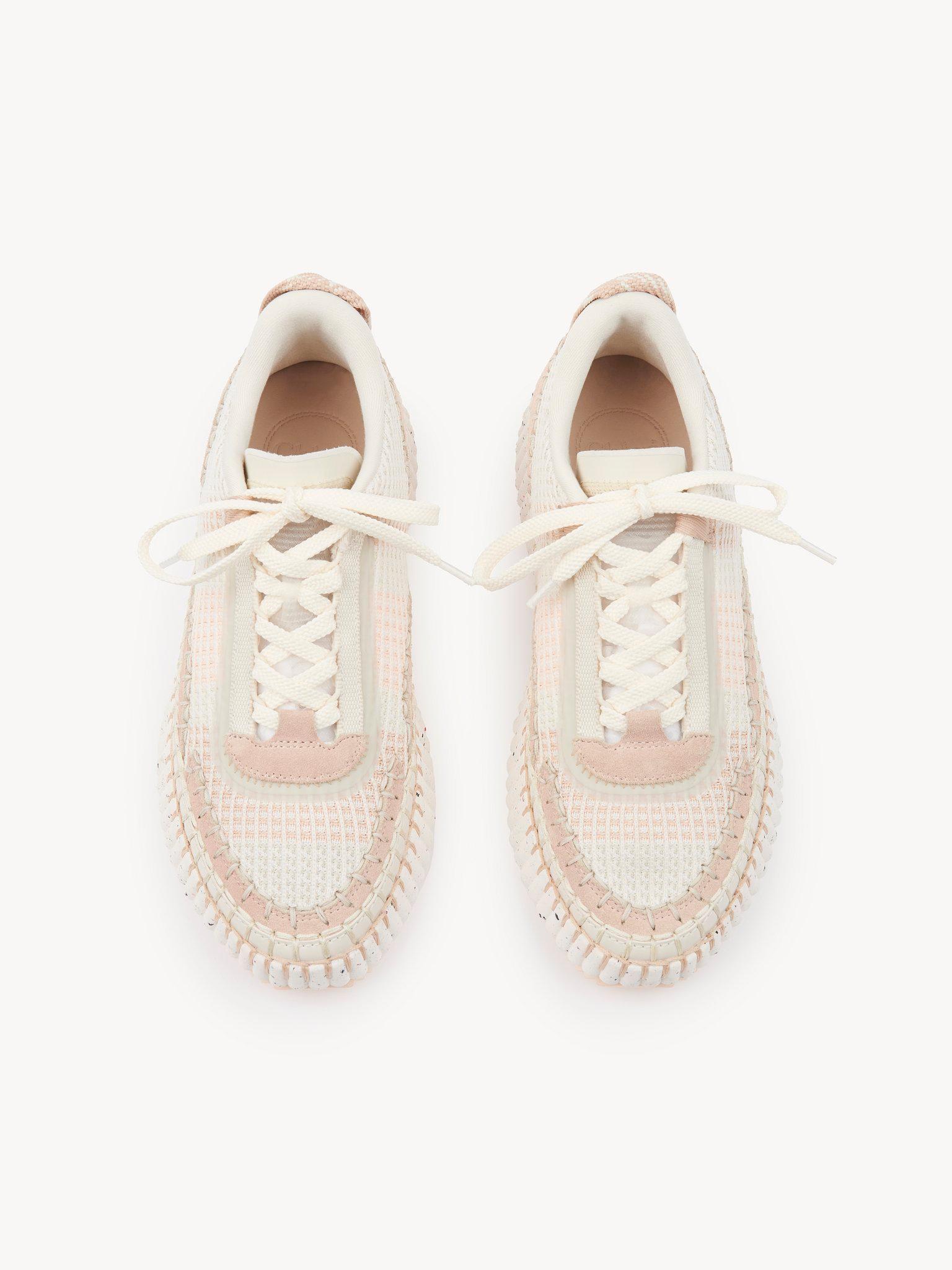 Nama sneaker Product Image