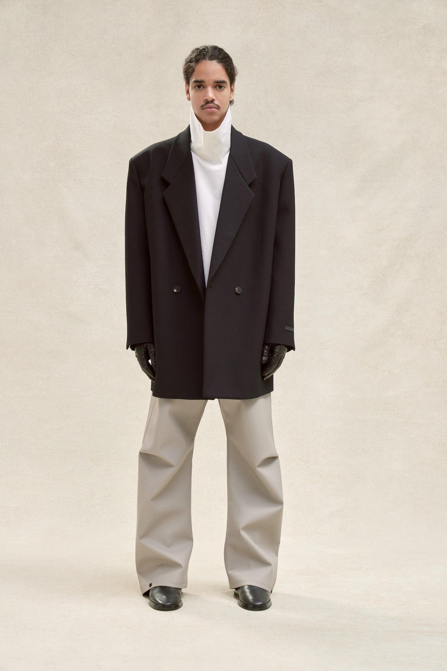 Rubberized Knee Pleat Wide Leg Pant Male Product Image