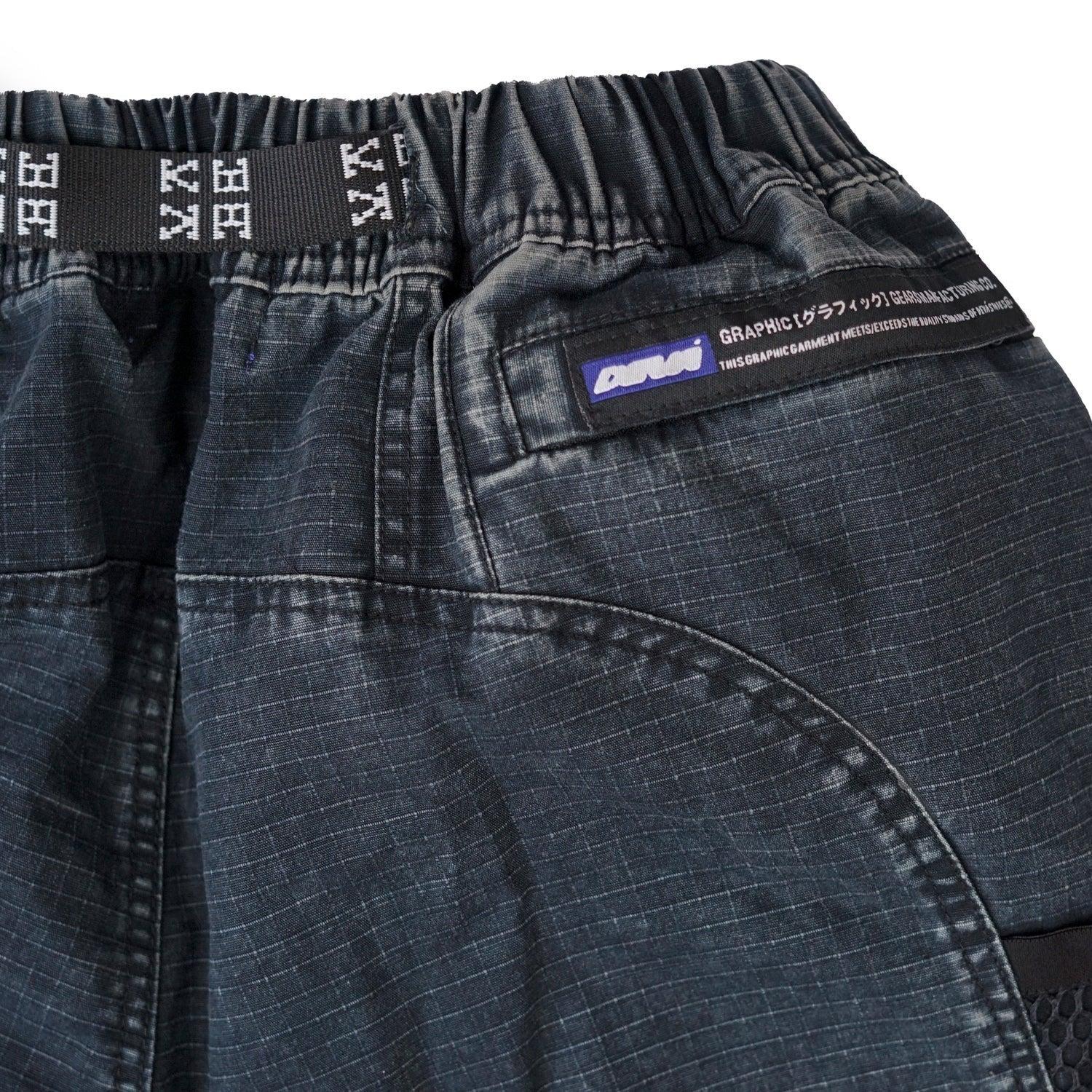 HIKE CARGO SHORTS Male Product Image