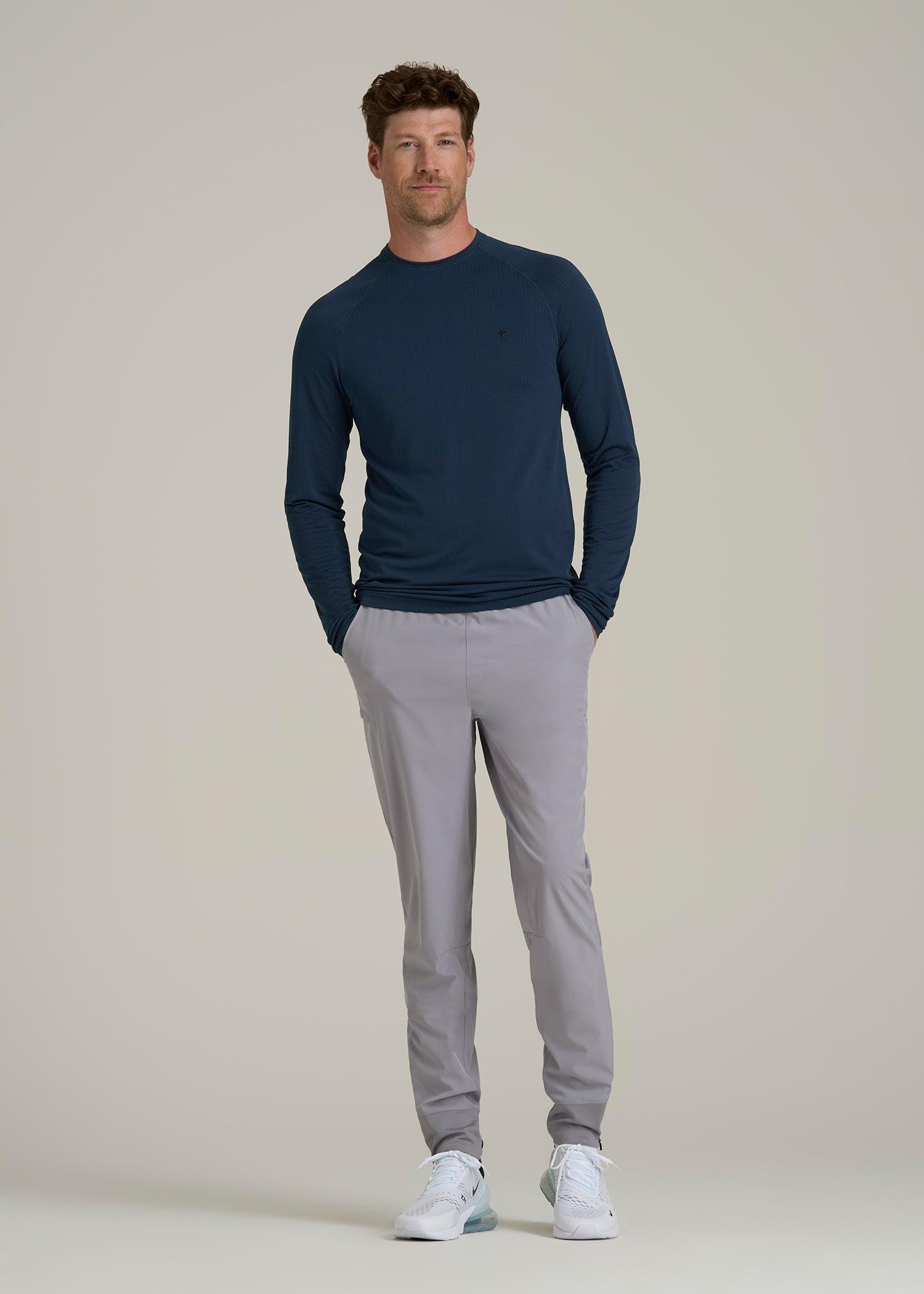 Long Sleeve Vented Performance Top in Navy Blue Male Product Image