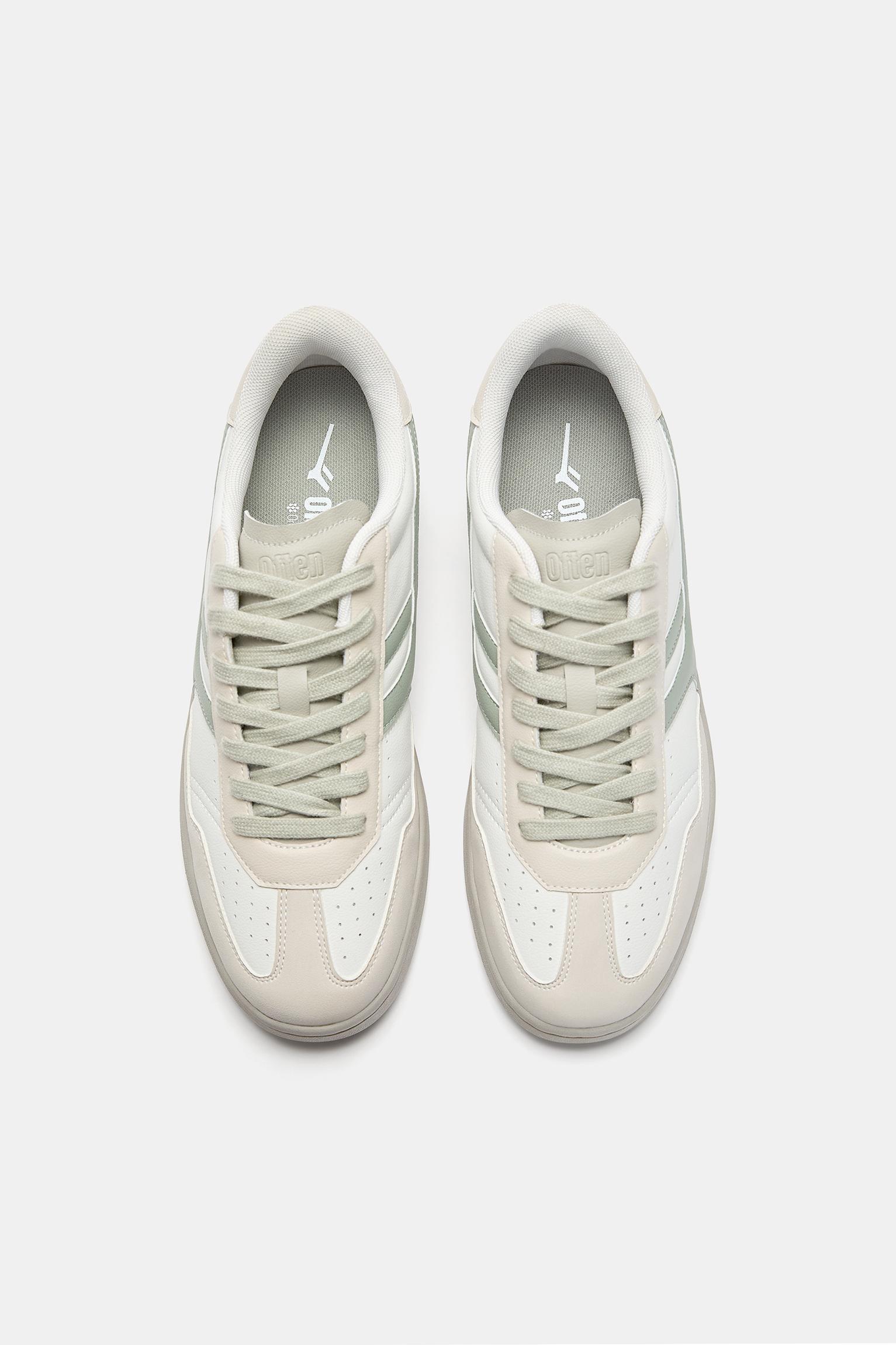 Retro sneakers Product Image