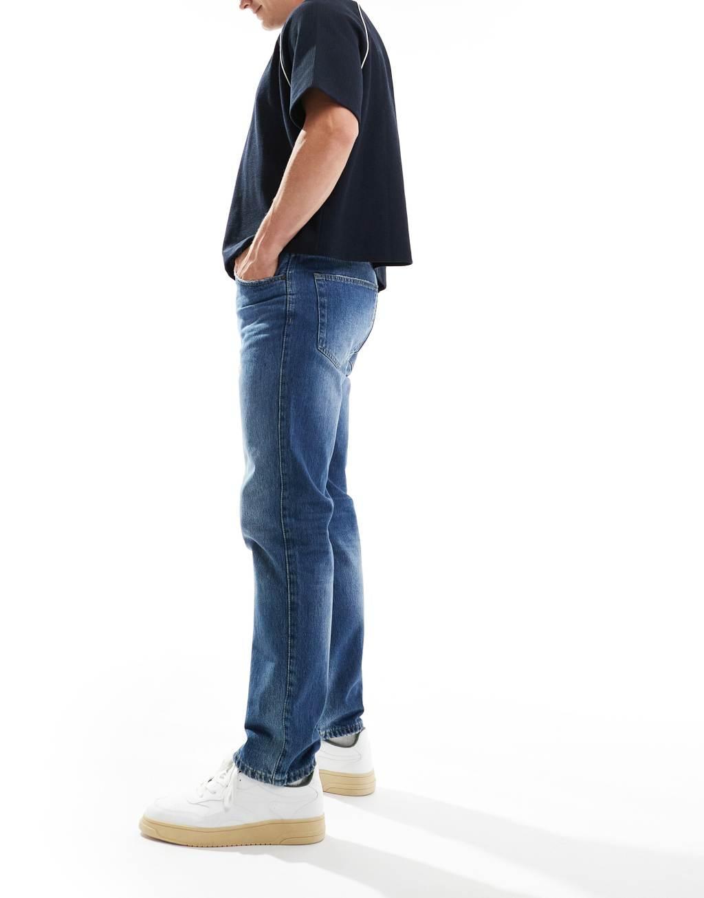 Pull&Bear straight vintage jeans in mid blue Product Image