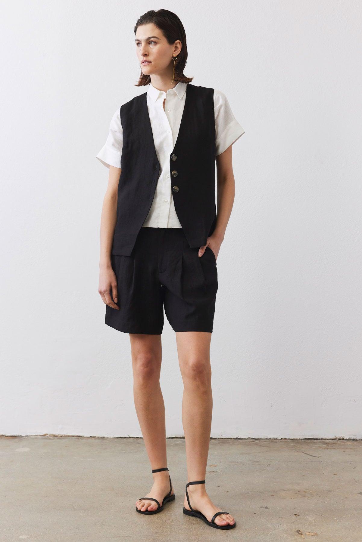 The Pleated Bermuda Shorts Product Image