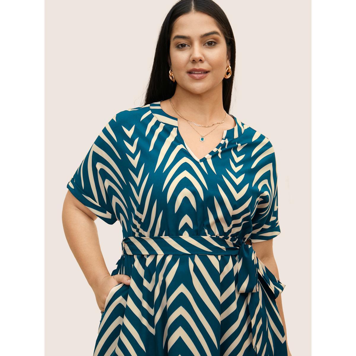 Plus Size Geometric Belted Dolman Sleeve Curved Hem Dress Cerulean Women At the Office Flat collar with V-notch Short sleeve Curvy BloomChic 26/4X Product Image