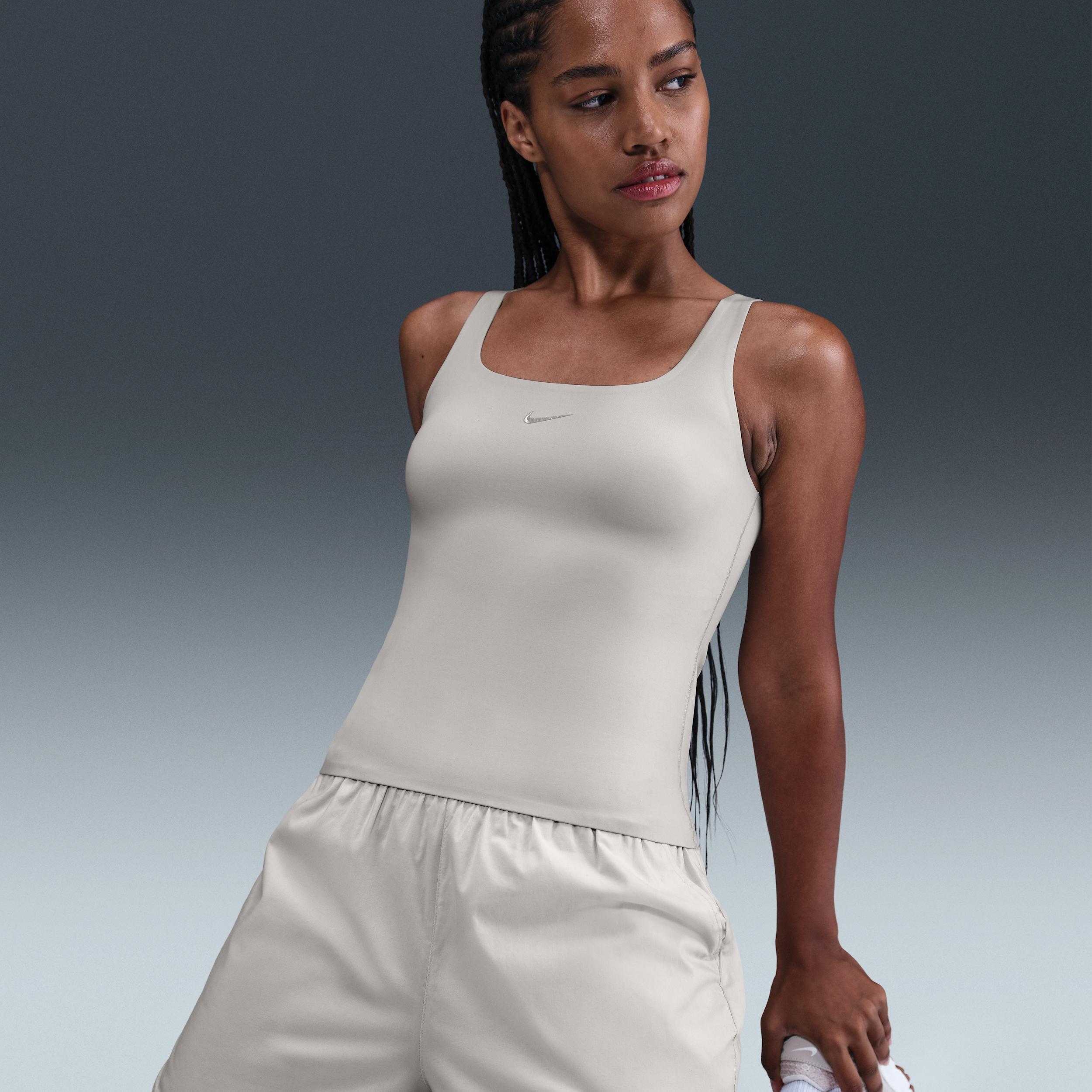 Nike Women's Form Tank Top Product Image