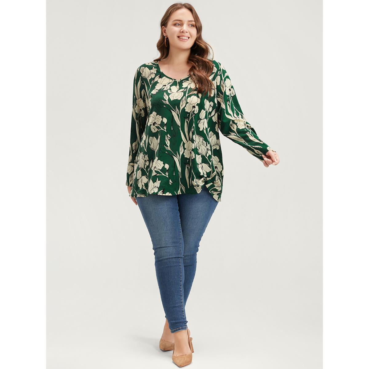 Plus Size Emerald Floral Printed V Neck Blouse Women Elegant Long Sleeve V-neck Dailywear Blouses BloomChic 28/5X Product Image