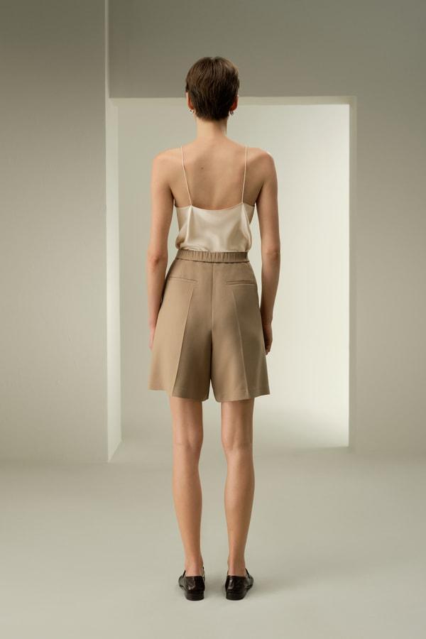 Silk-Wool Blend Polished Shorts Product Image