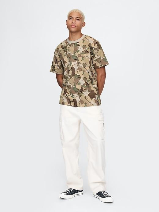 Heavyweight Relaxed Pocket T-Shirt Product Image