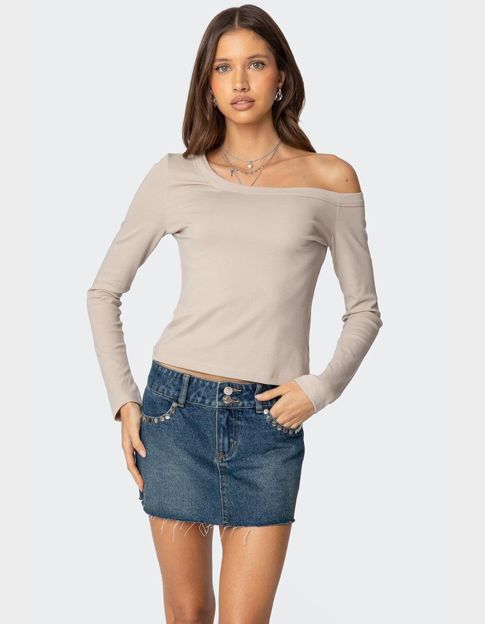EDIKTED Adelaine Asymmetric Top Product Image