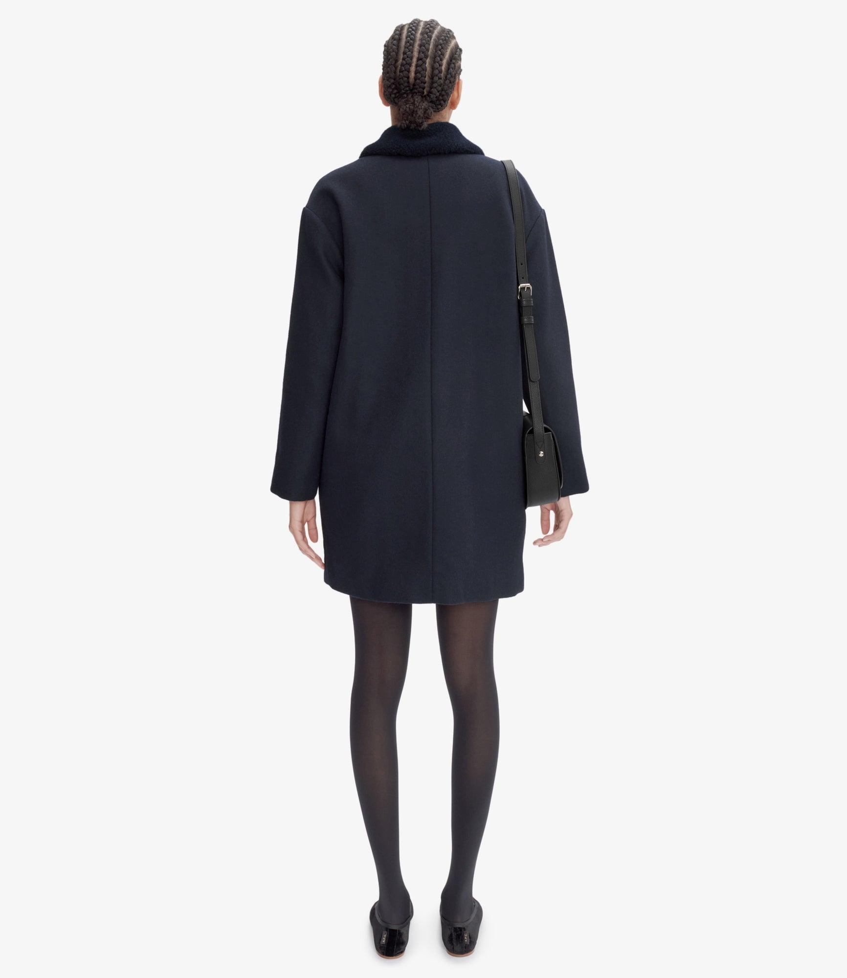Jeanne coat Product Image