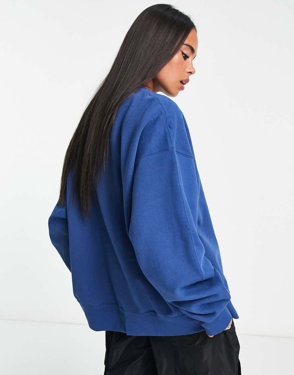 Nike Air Jordan Flight fleece sweatshirt in blue  Product Image