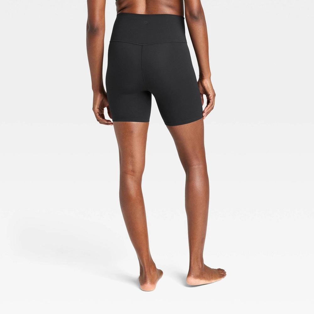 Womens Everyday Soft Ultra High-Rise Bike Shorts 6 - All In Motion Black XL: Moisture Wicking, Quick Drying Product Image