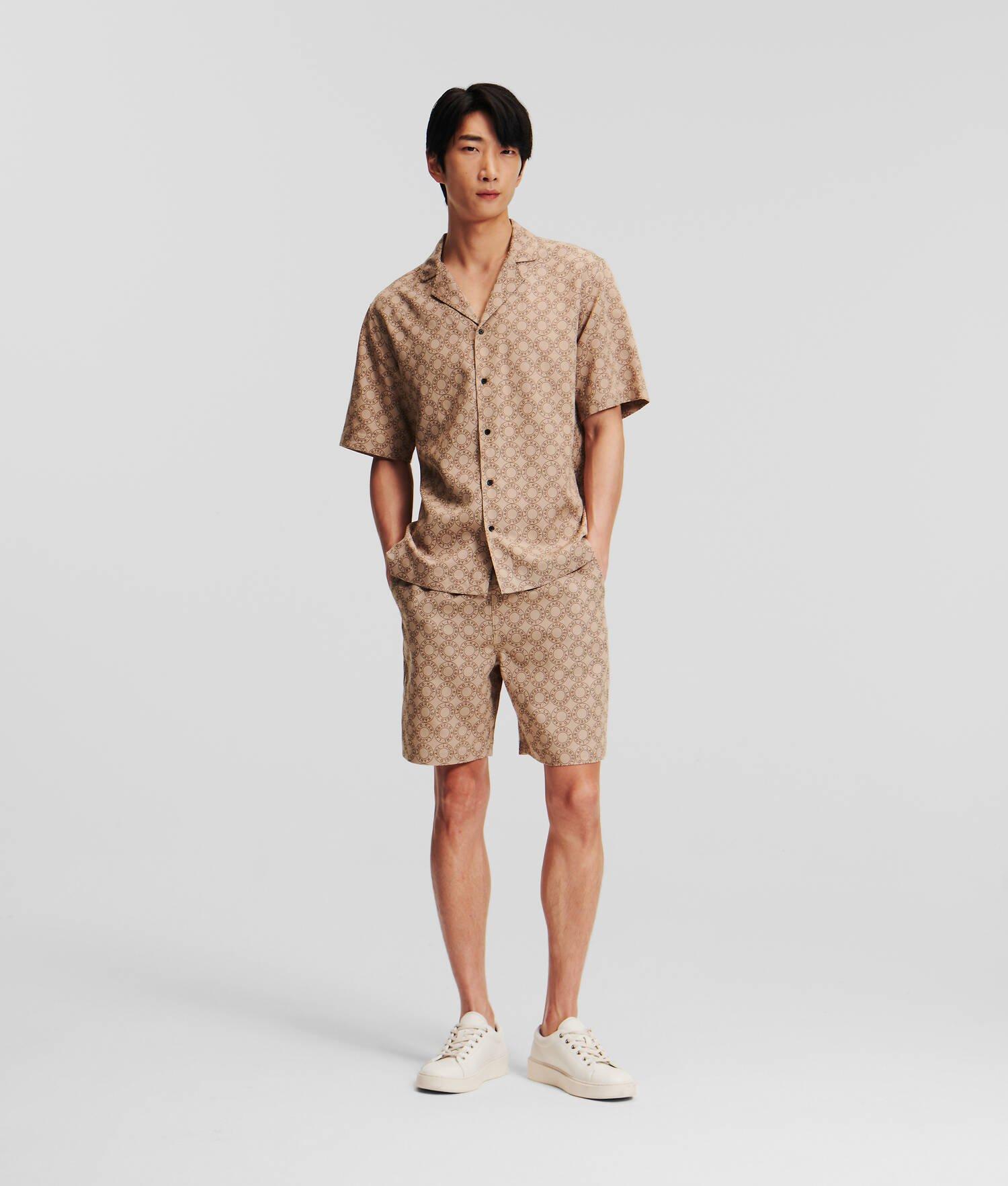 CIRCLE LOGO SHORTS Product Image