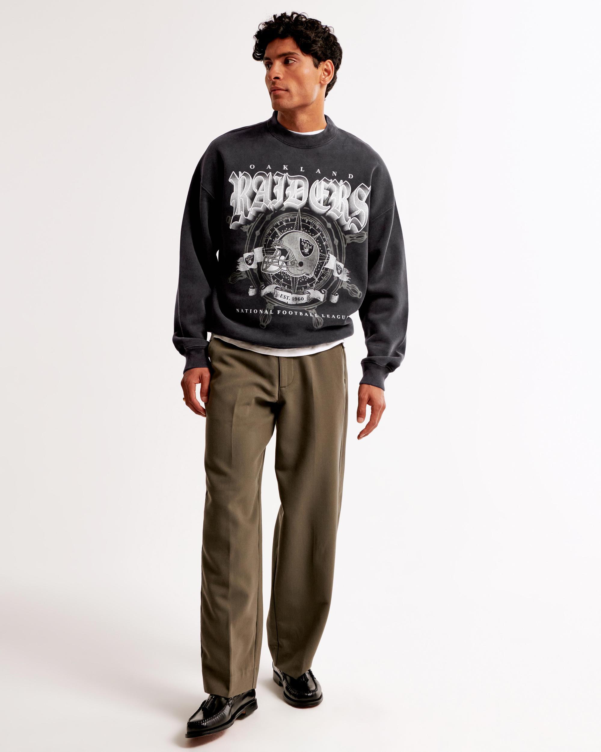 Minnesota Vikings Graphic Crew Sweatshirt Product Image
