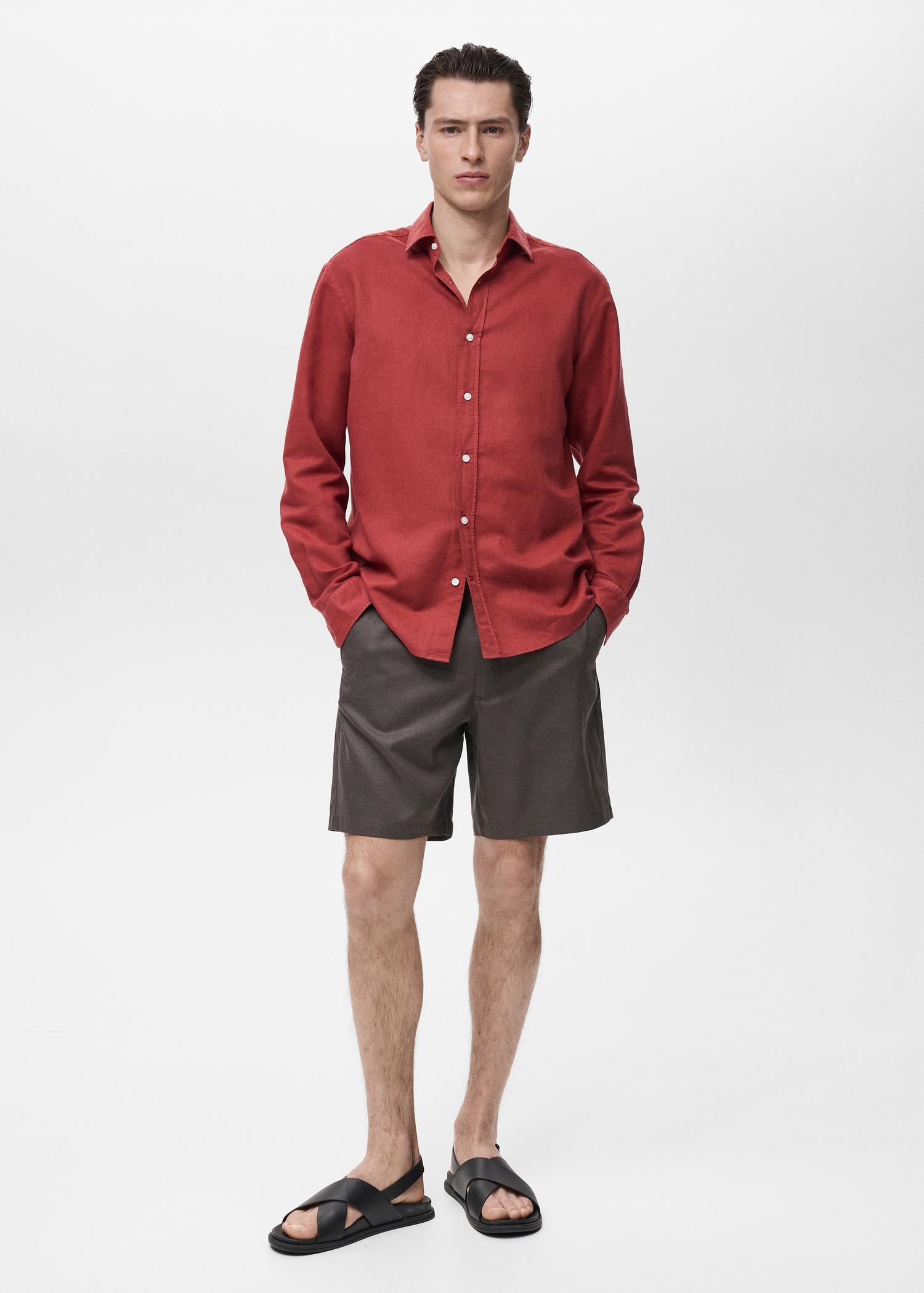 Straight fluid bermuda shorts - Men | MANGO USA Product Image
