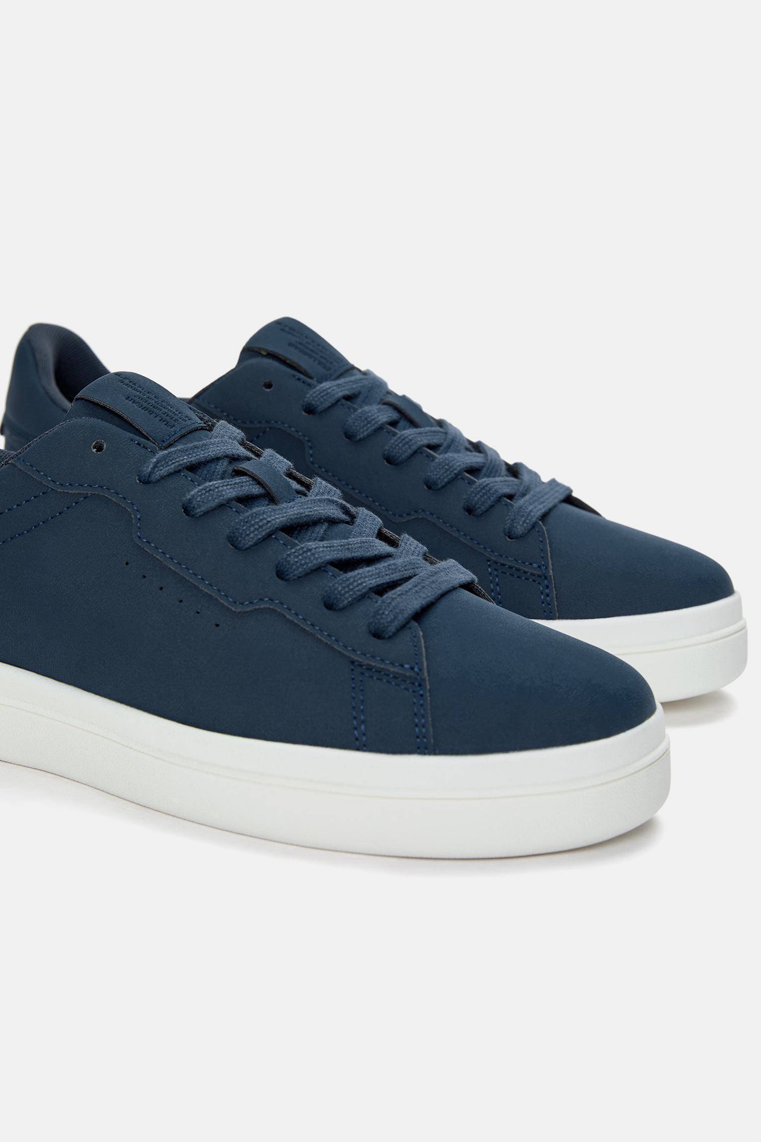 Chunky casual sneakers Product Image