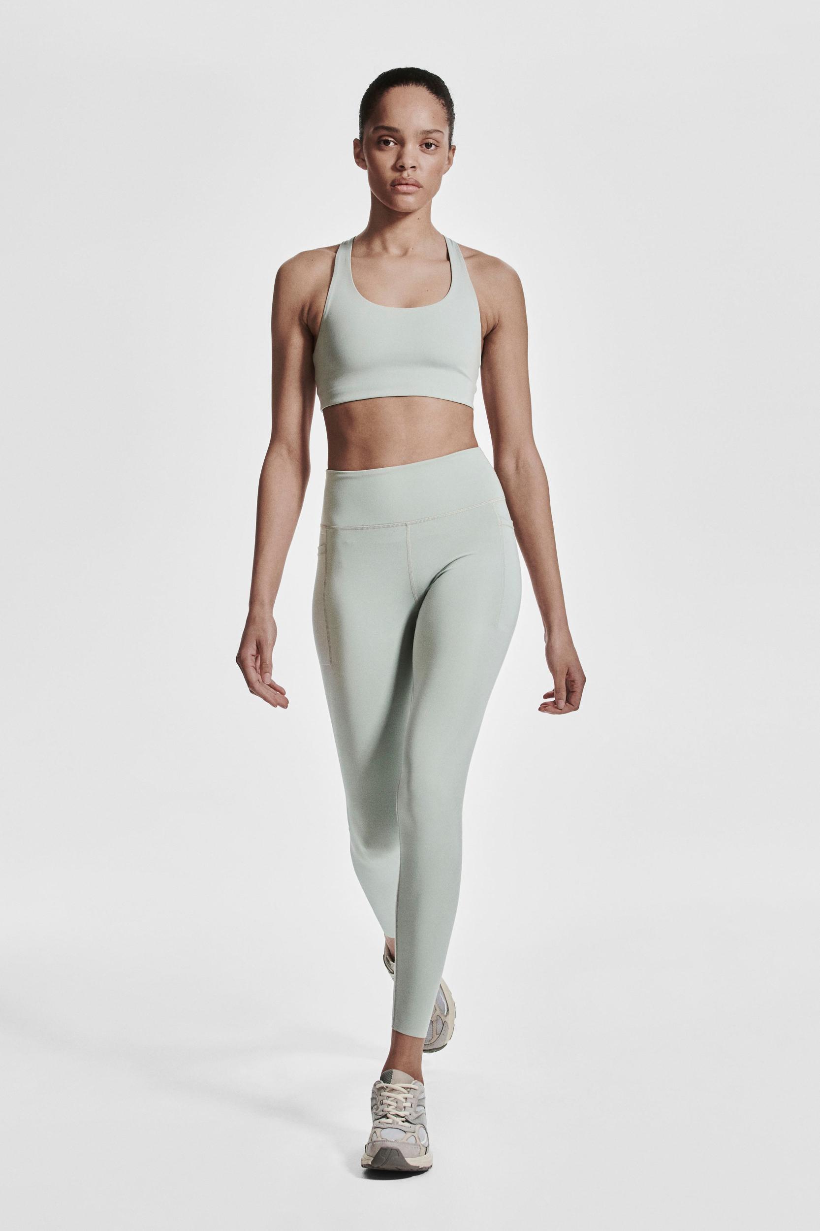Pocket-Detail Sports Leggings with DryMove™ Product Image