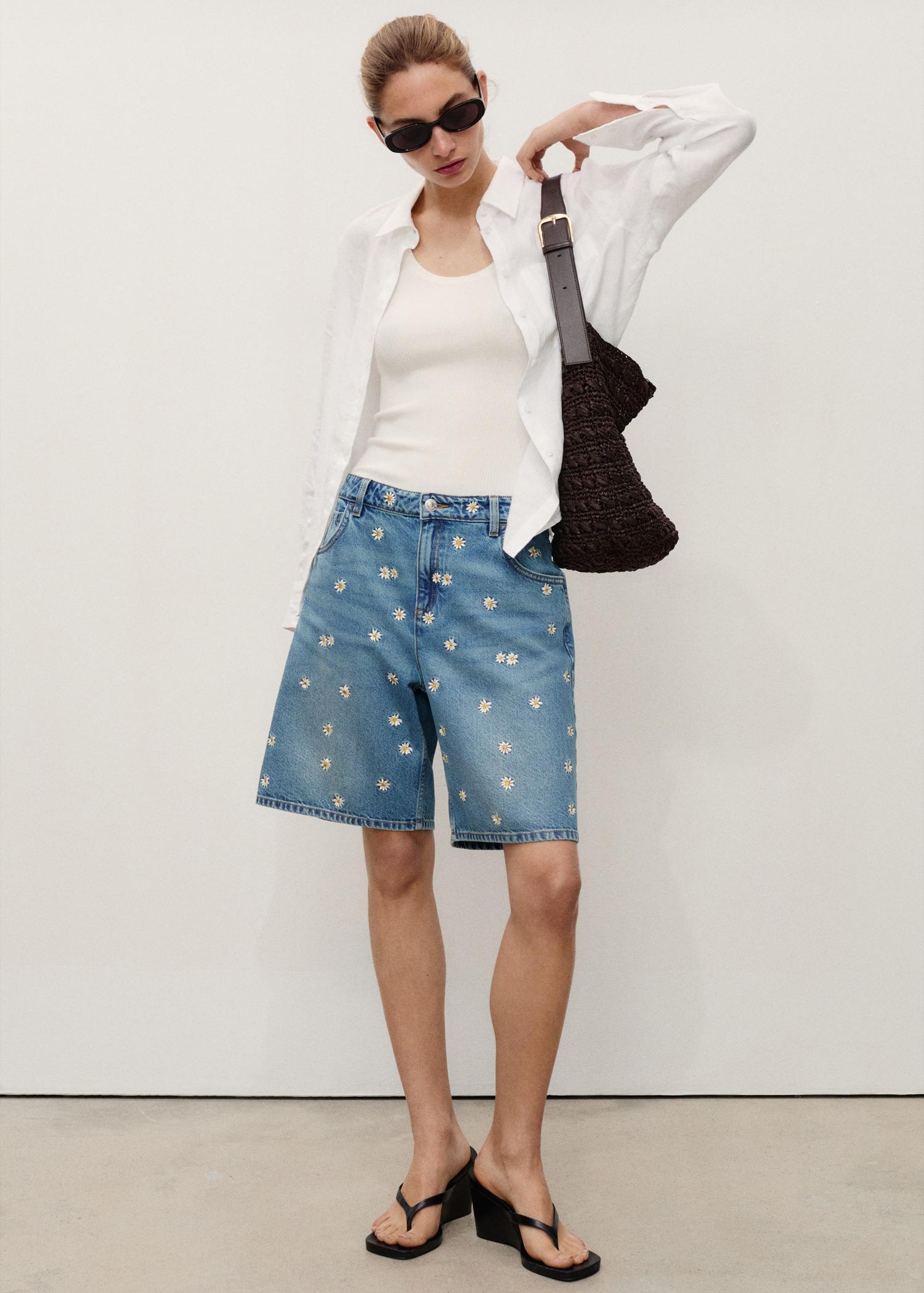 Floral-embroidered denim bermuda shorts - Women | MANGO USA Product Image