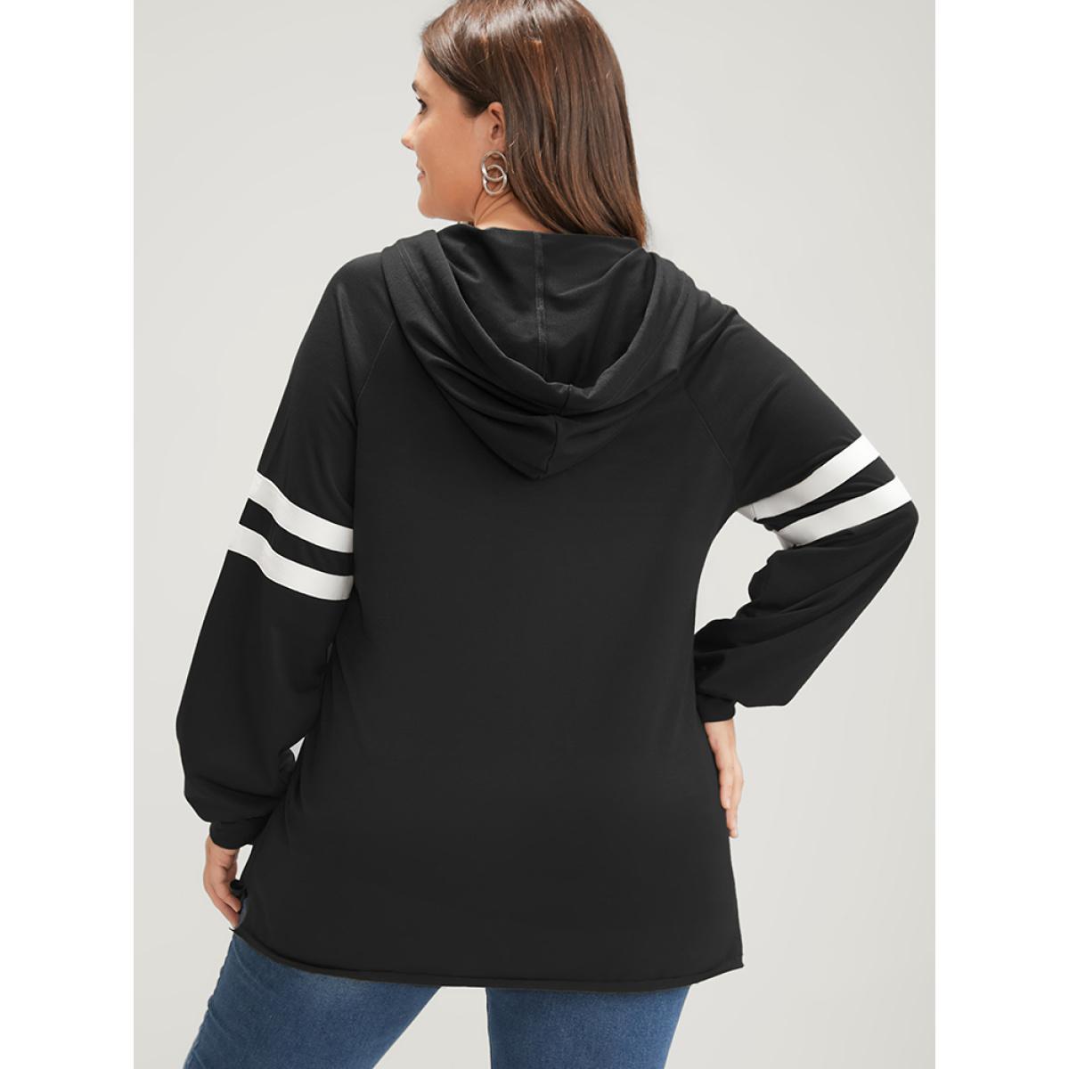 Plus Size Solid Contrast Pocket Drawstring Hooded Sweatshirt Women DarkBlue Casual Contrast Hooded Dailywear Sweatshirts BloomChic 22-24/3X Product Image