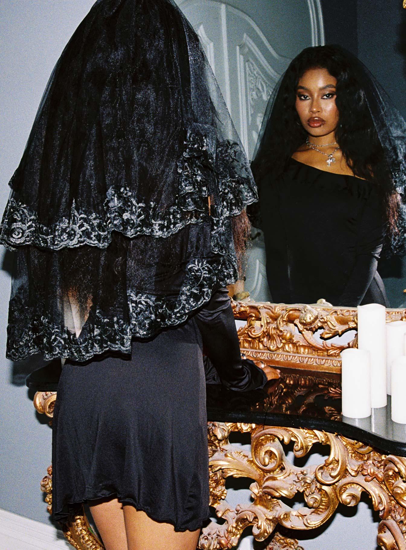 Deadly Veil Black Product Image