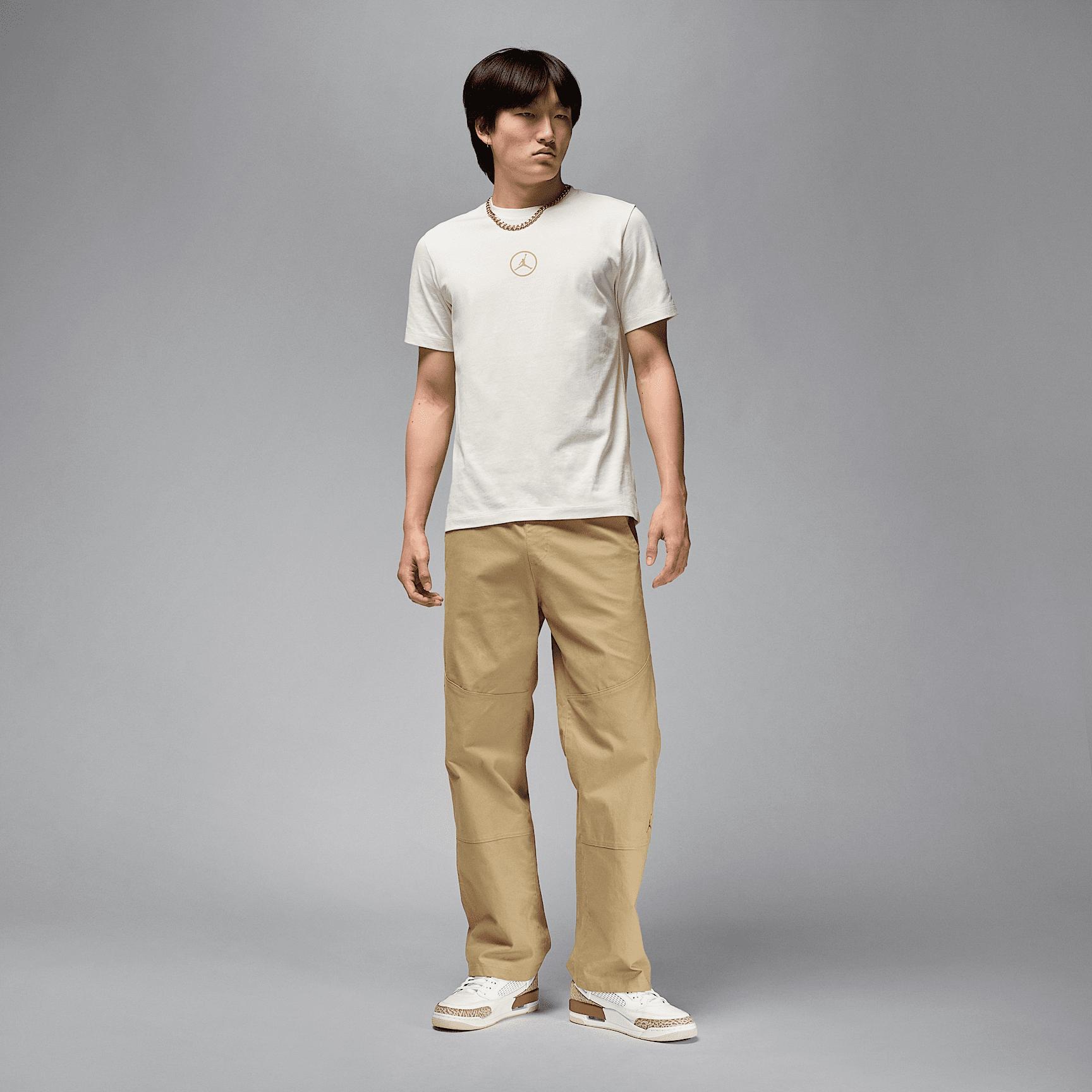 Jordan Flight Essentials Men's Short-Sleeve T-Shirt Product Image