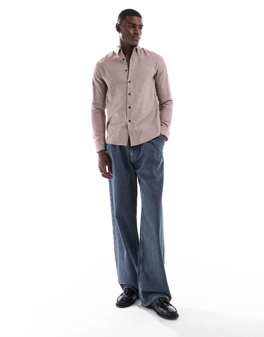 Farah Colver longsleeve shirt in heathered burgundy Product Image