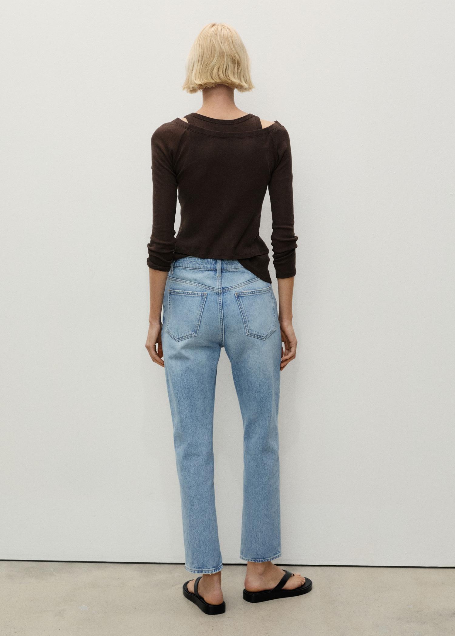 Mom2000 high-rise jeans - Women | MANGO USA Product Image