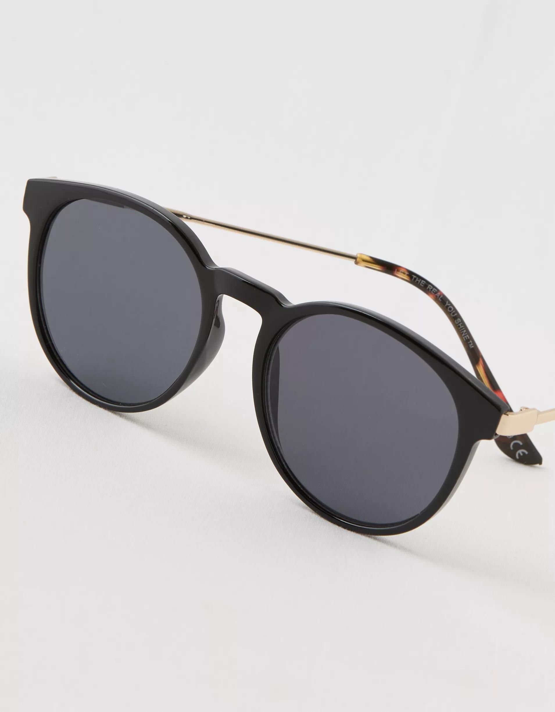 Aerie Beach Day Sunglasses Product Image