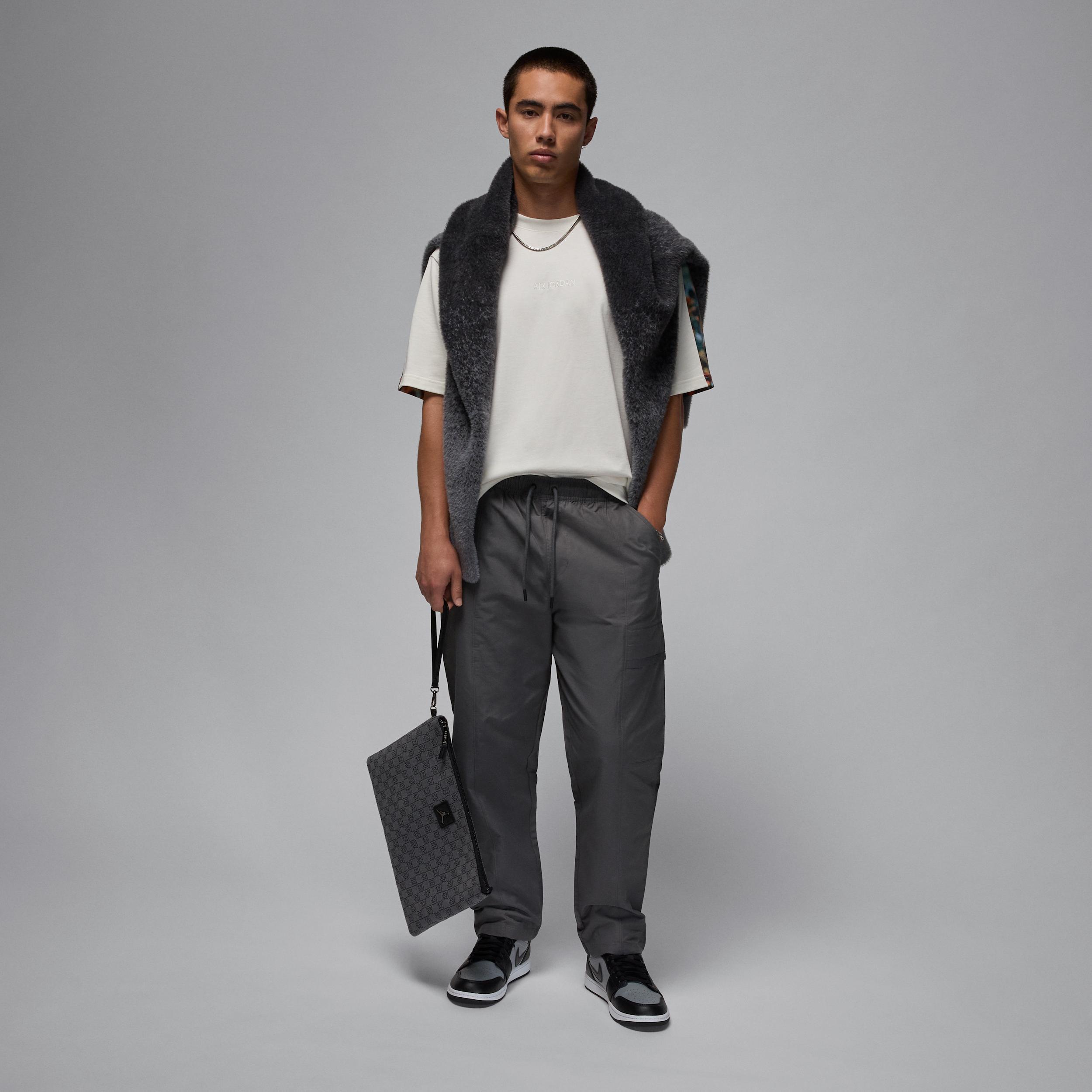Men's Jordan Essentials Woven Pants Product Image