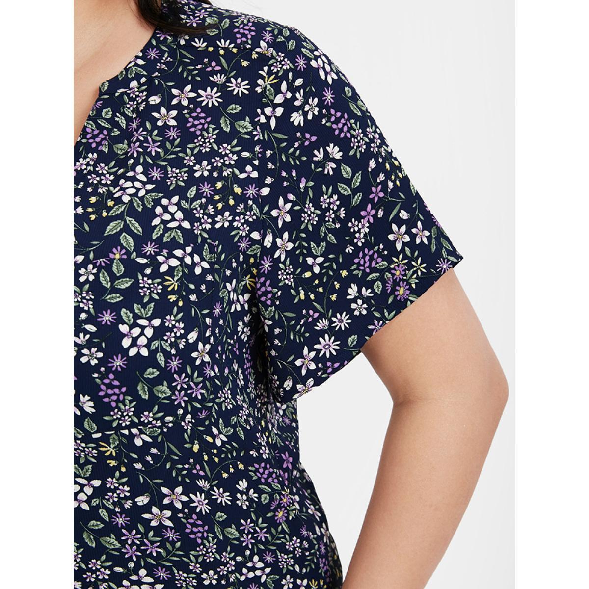 Plus Size DarkBlue Ditsy Floral V Neck Button Blouse Women Casual Short sleeve V-neck Dailywear Blouses BloomChic 30/6X Product Image
