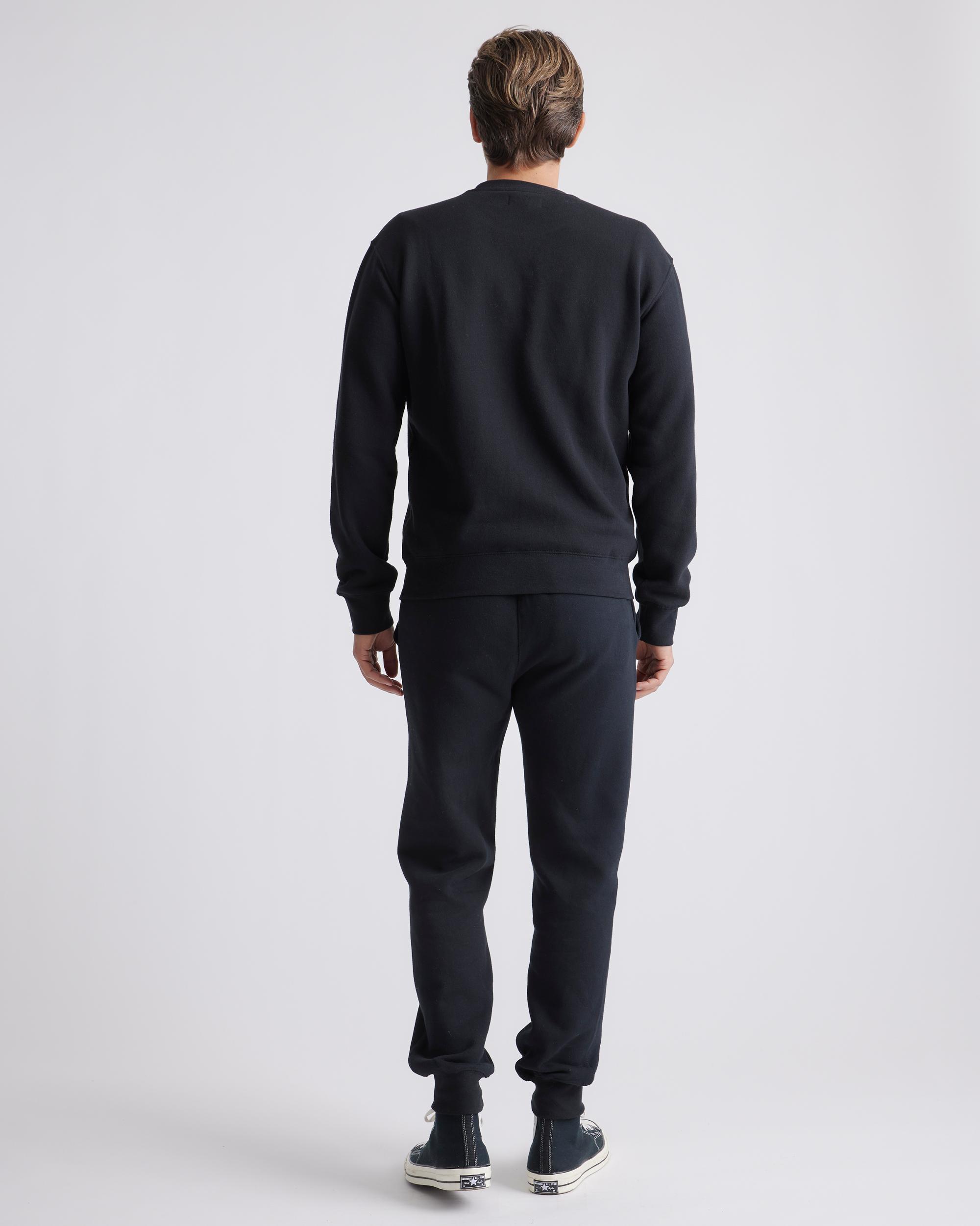 Quince | Men's Heavyweight Fleece Crew Sweatshirt in Blackmall, Organic Cotton Product Image