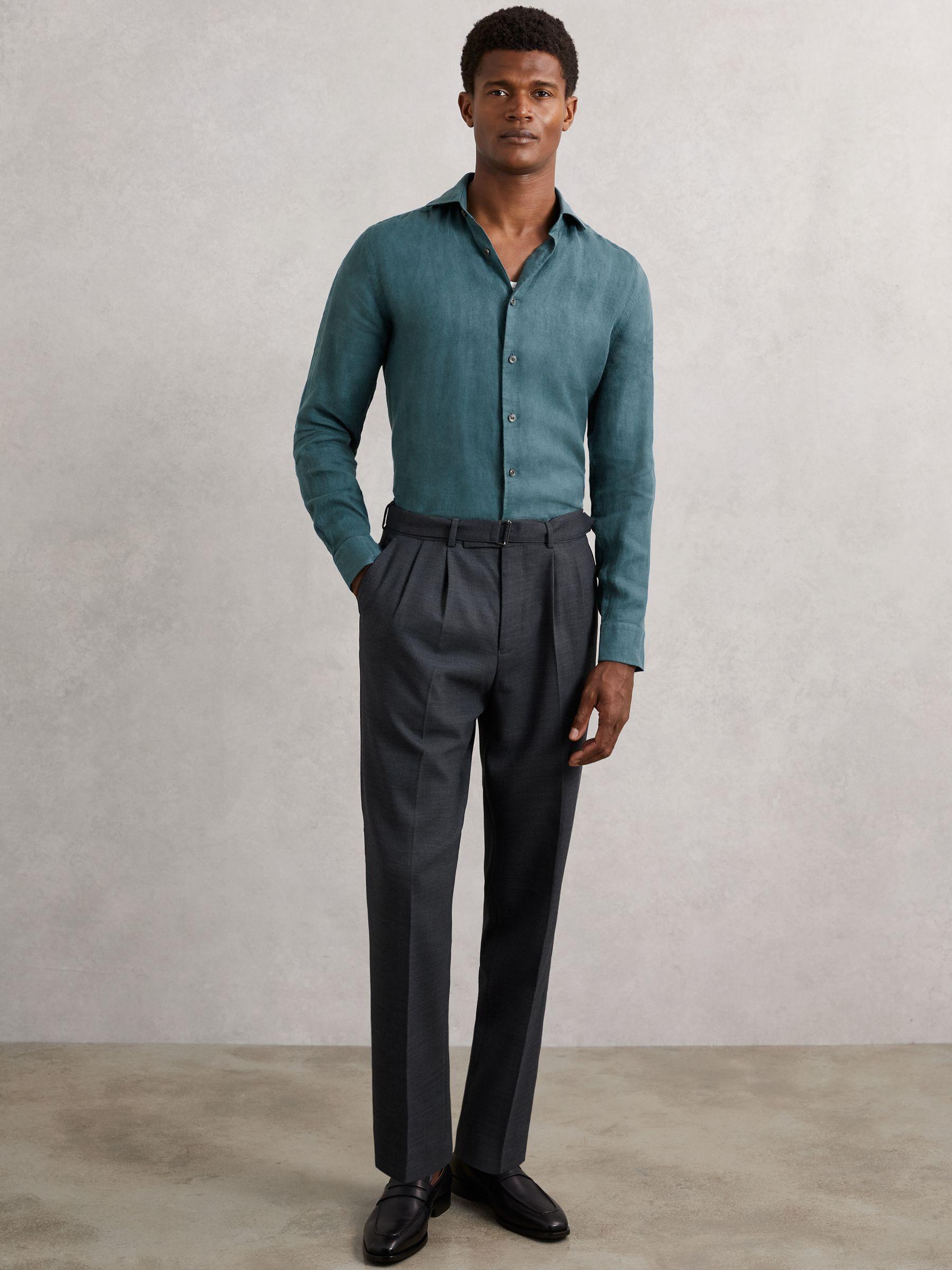 Linen Cutaway-Collar Shirt in Orion Blue Product Image
