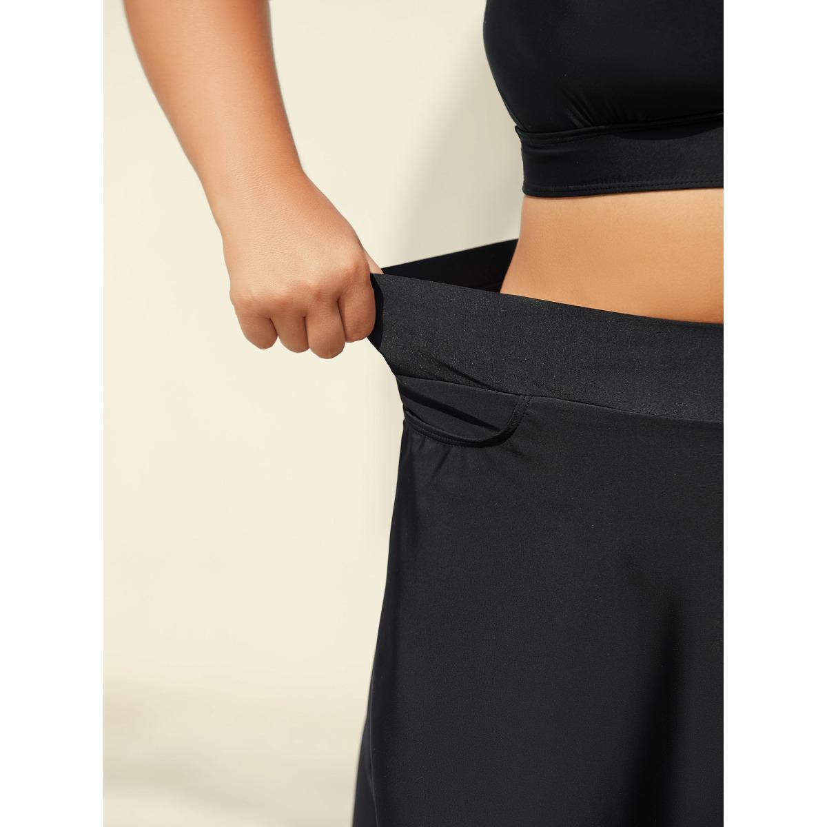 Plus Size Pleated Pockets Plain Swim Skirt Women's Swimwear Black Beach High stretch Bodycon High Rise Side seam pocket Curve Swim Bottoms BloomChic 26/4X Product Image