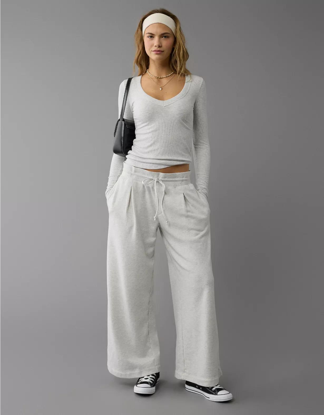 AE Fleece Wide-Leg Sweatpant Trouser Product Image