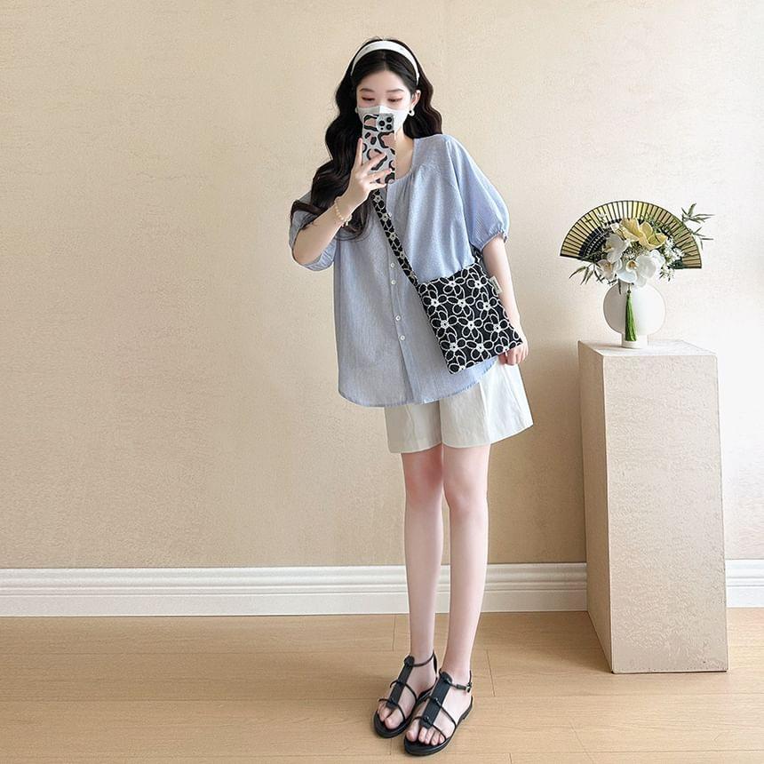 Maternity Short-Sleeve Square Neck Plain Blouse / High Waist Plain Shorts Product Image