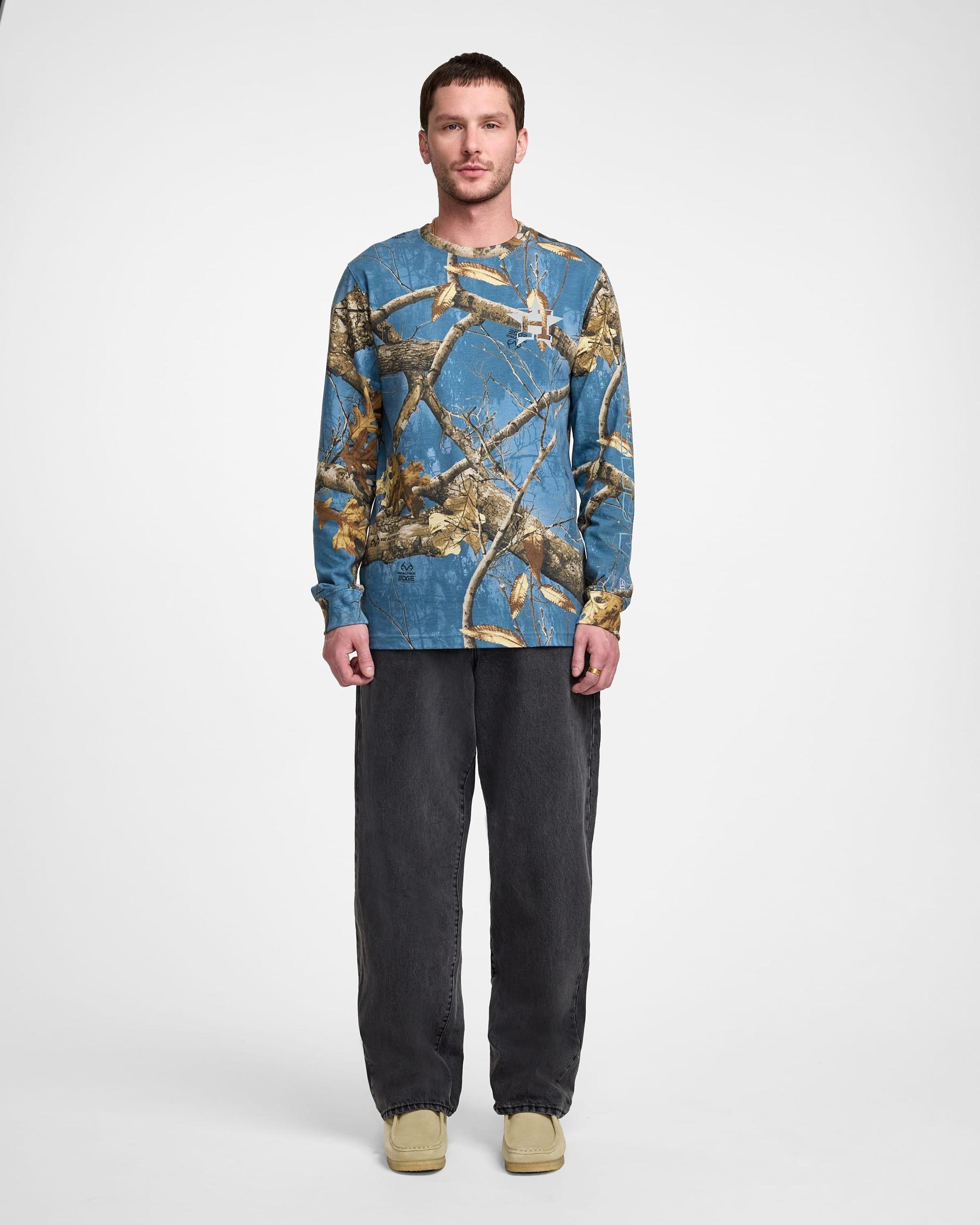 Colorado Rockies Realtree Long Sleeve T-Shirt Male Product Image