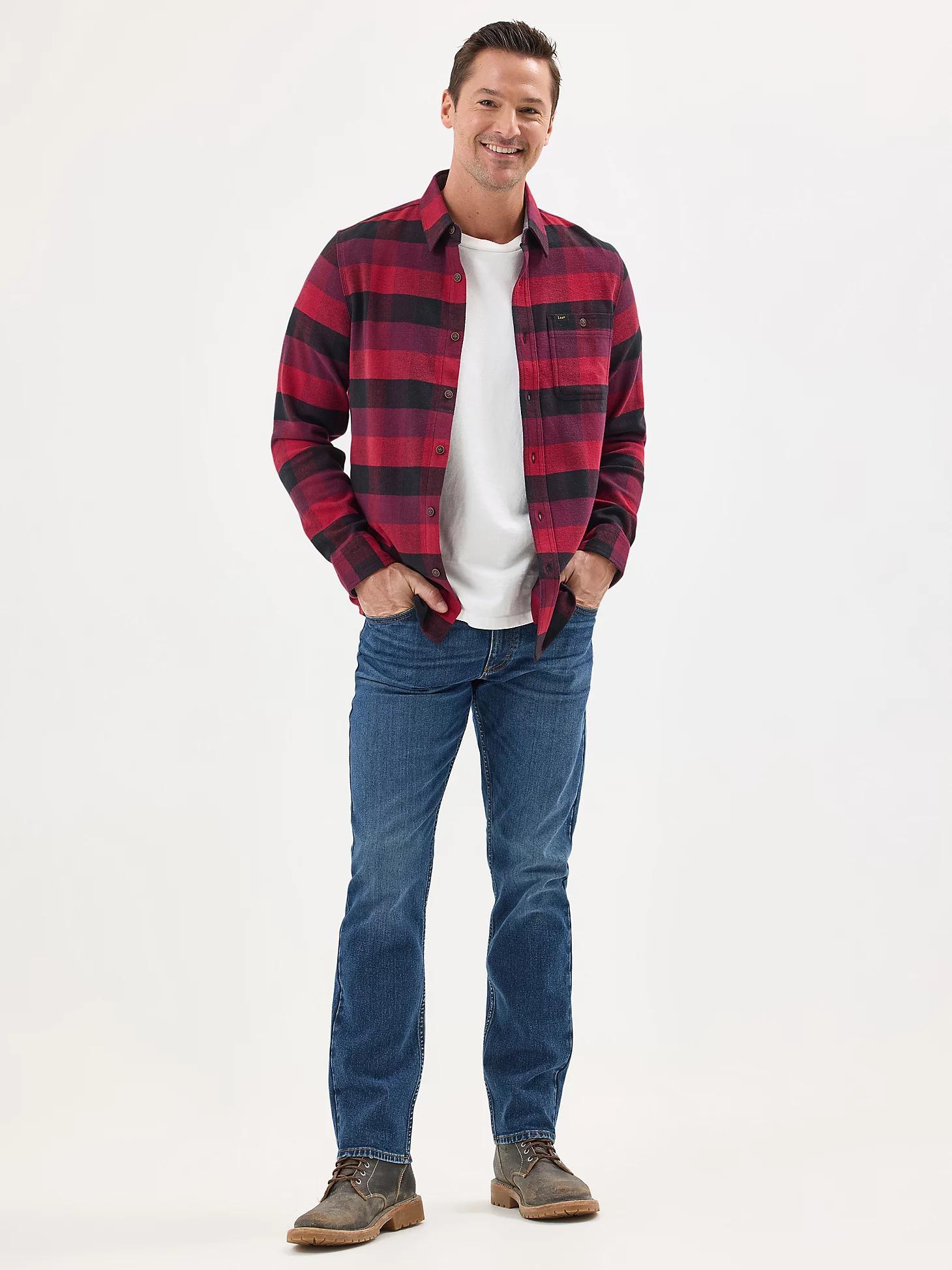 Men's One Pocket Stretch Flannel Button Down Shirt | Men's Tops & Tees | Lee® Product Image