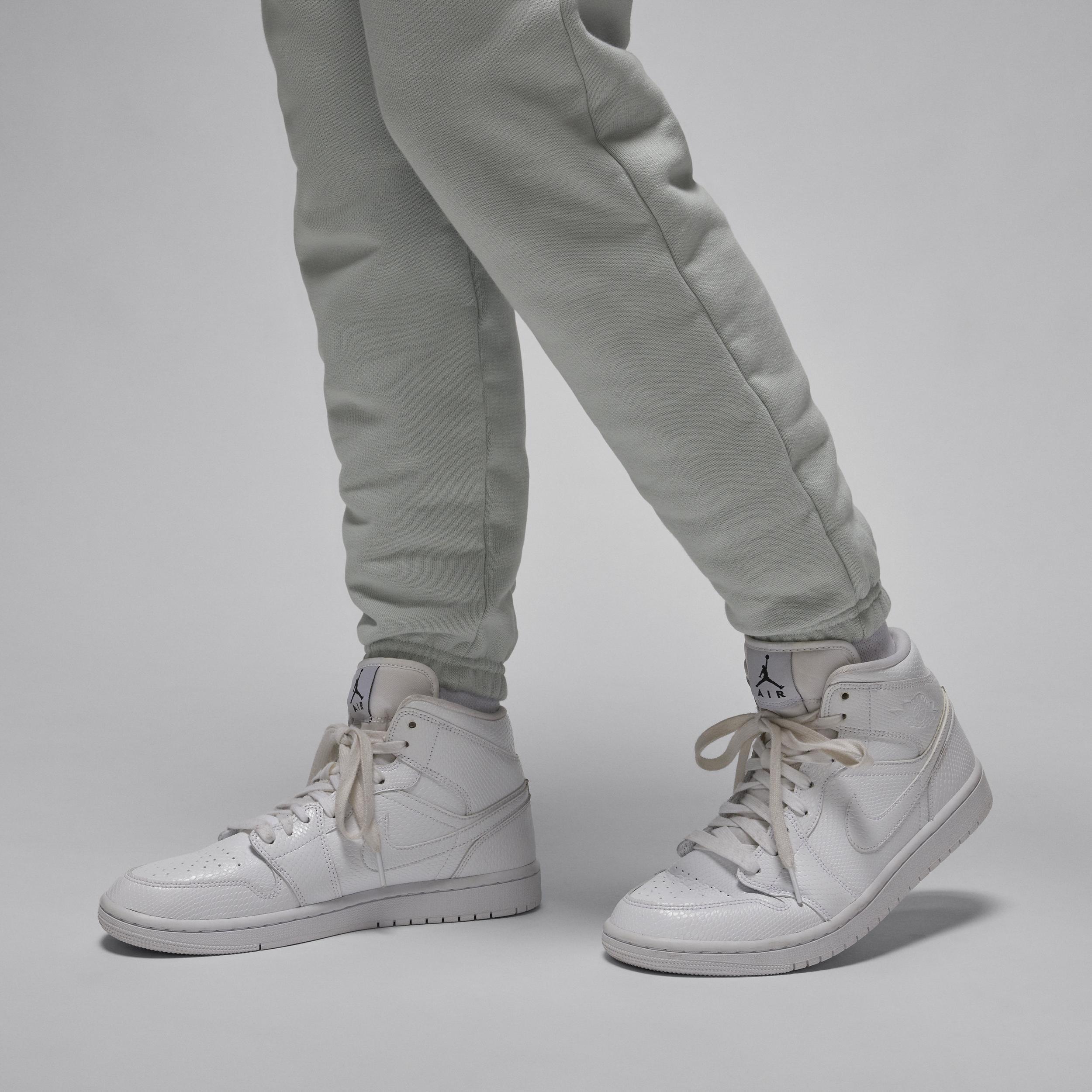 Jordan Mens Wordmark Fleece Pants Product Image