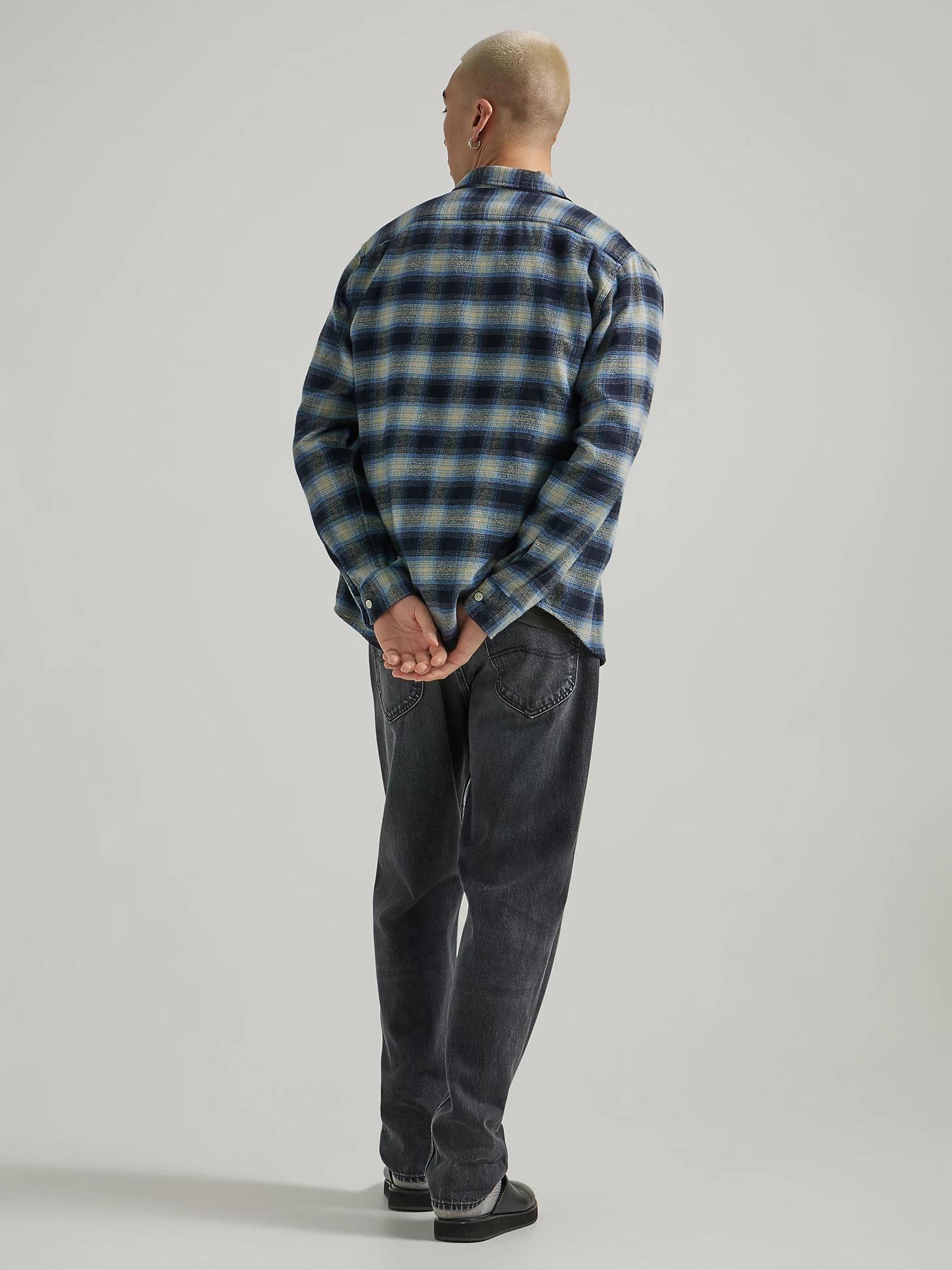 Men's Relaxed Fit 2.0 Worker Shirt | Men's Tops & Tees | Lee® Product Image