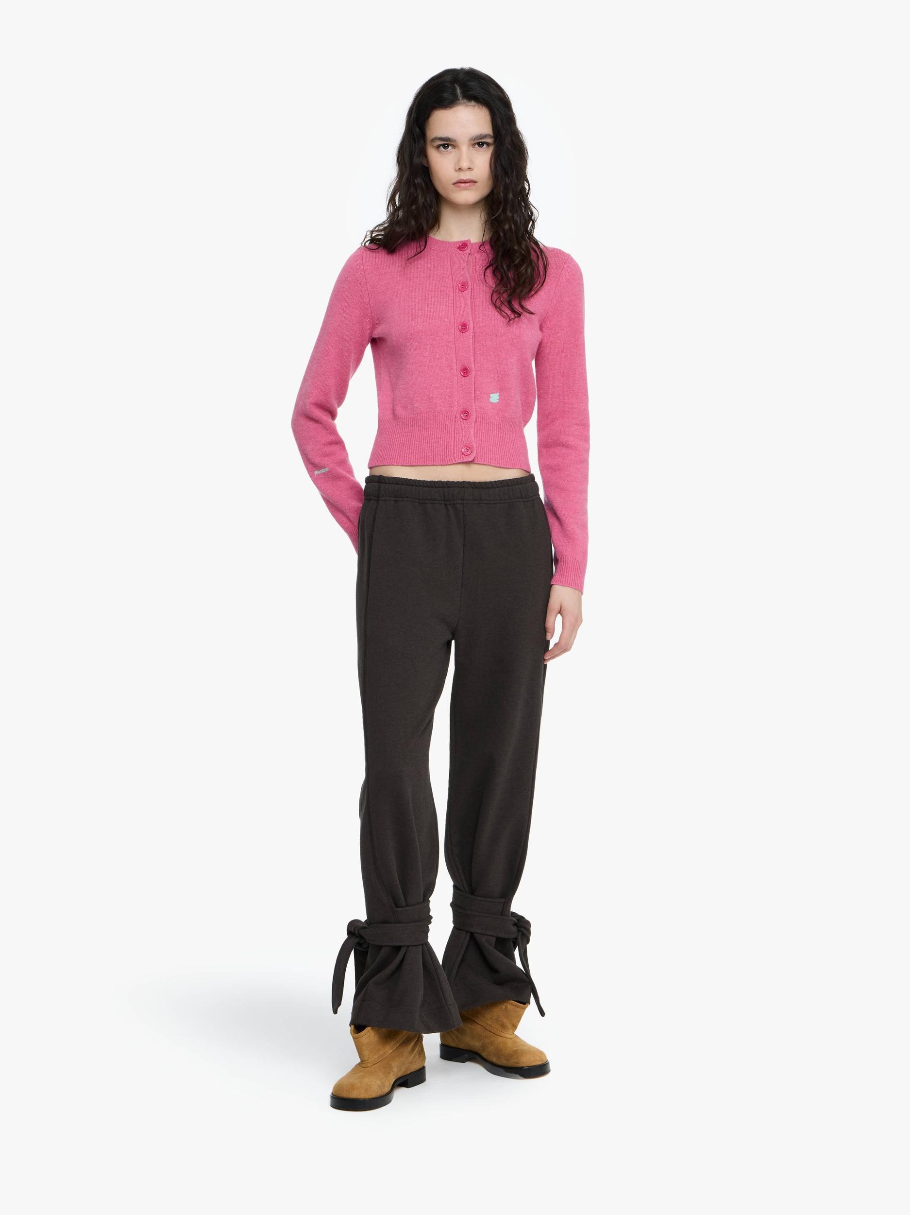 CONTRAST EMBROIDERY CARDIGAN Product Image