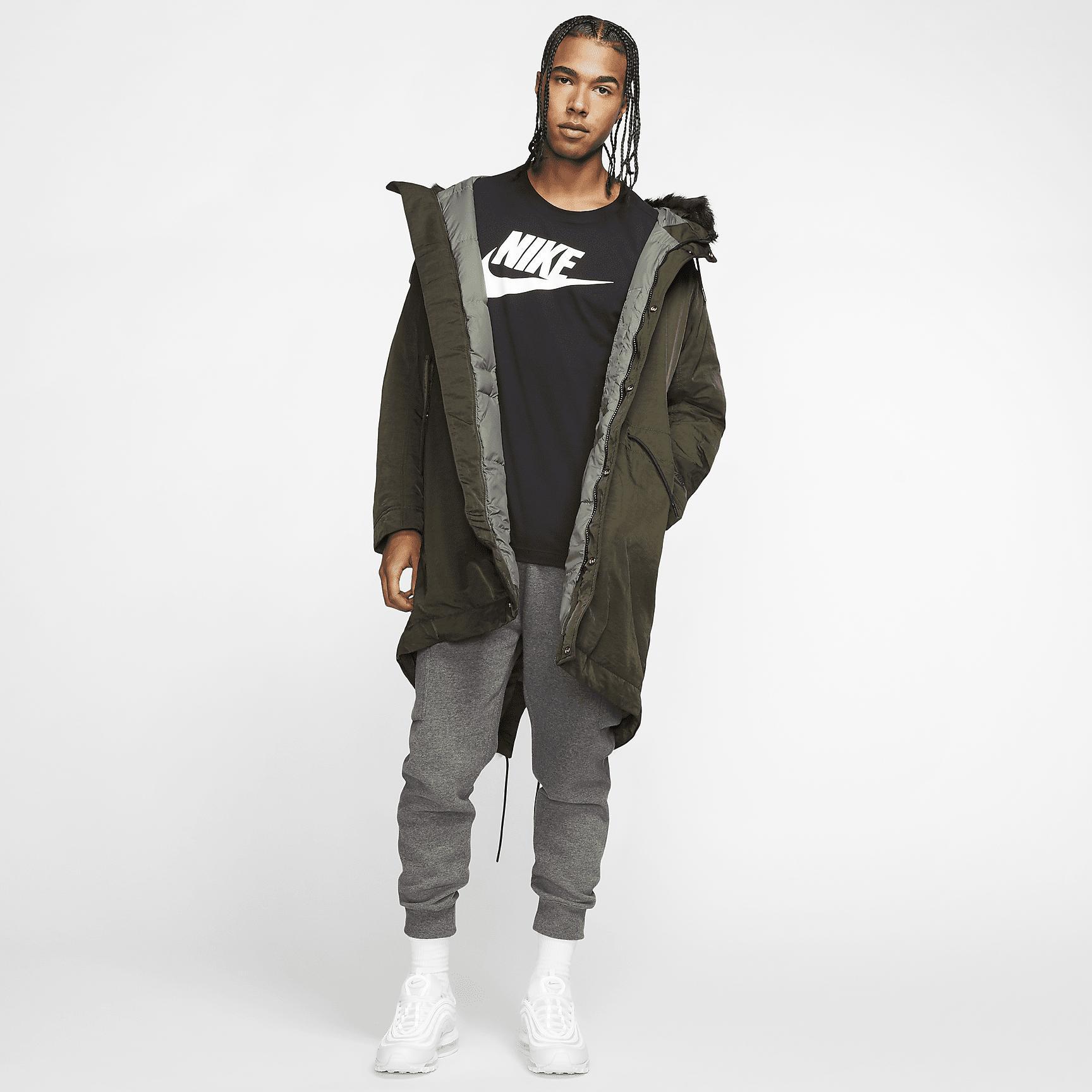 Nike Sportswear Men's Long-Sleeve T-Shirt Product Image
