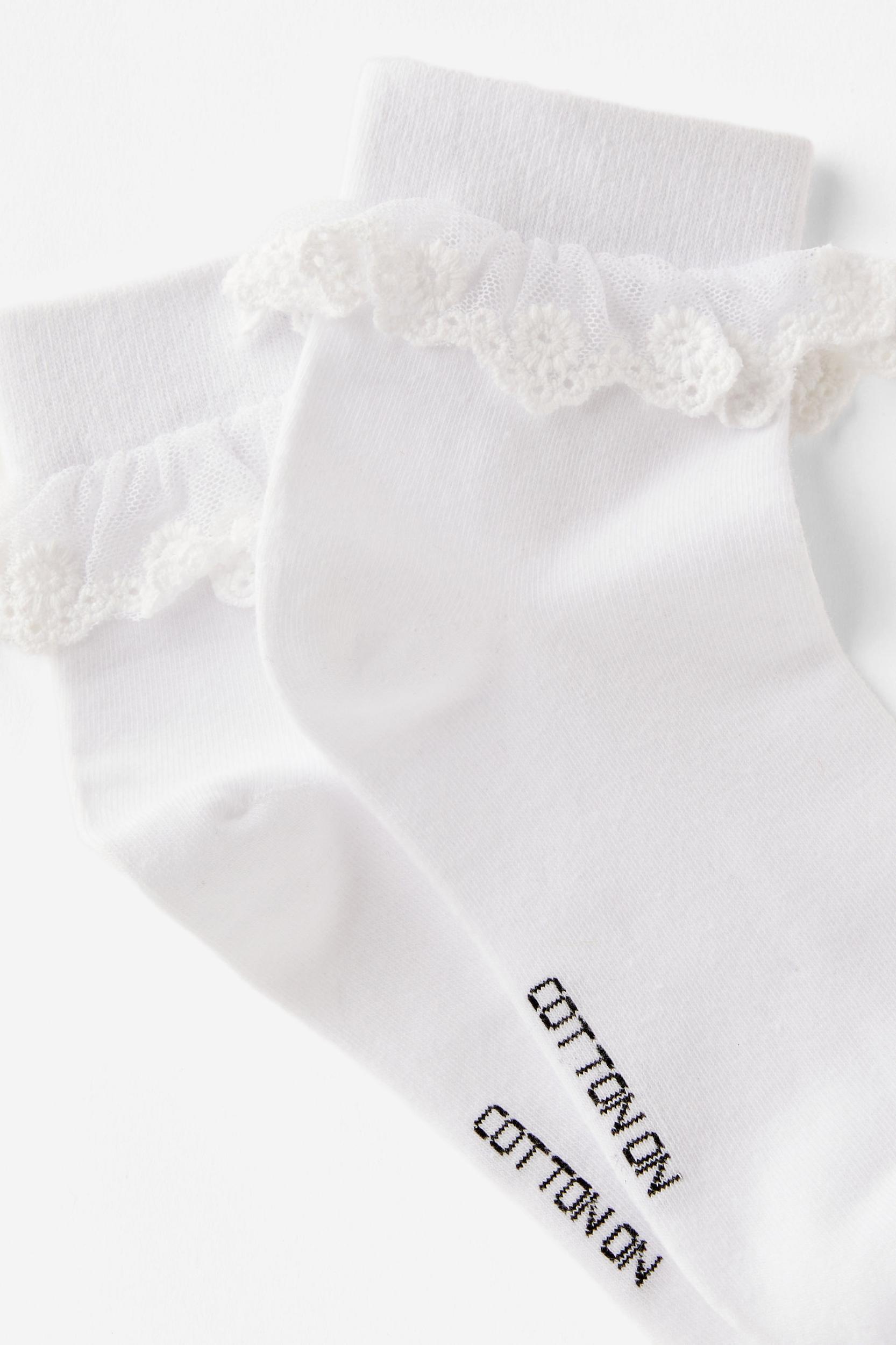 The Perfect Pair Pretty Frill Sock Product Image