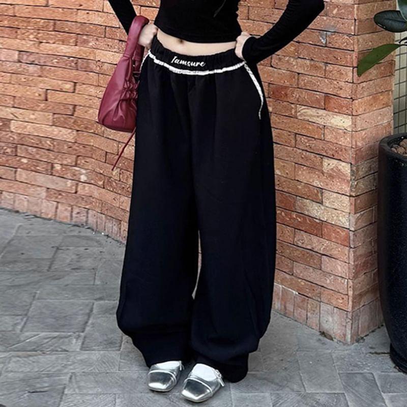 Low Rise Lettering Print Contrast-Trim Loose-Fit Wide-Leg Sweatpants Product Image