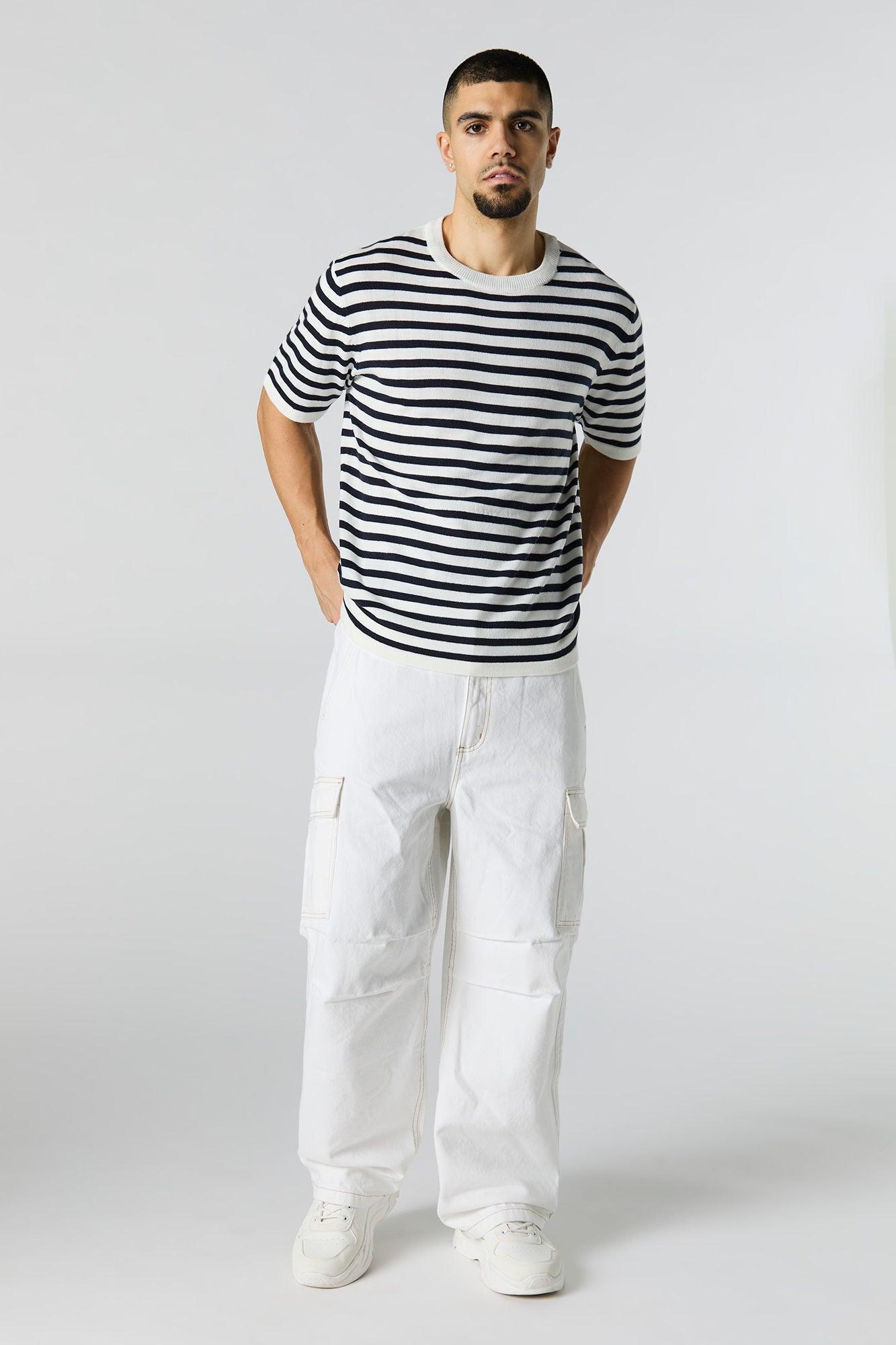 Low Rise Baggy Cargo Jean Male Product Image