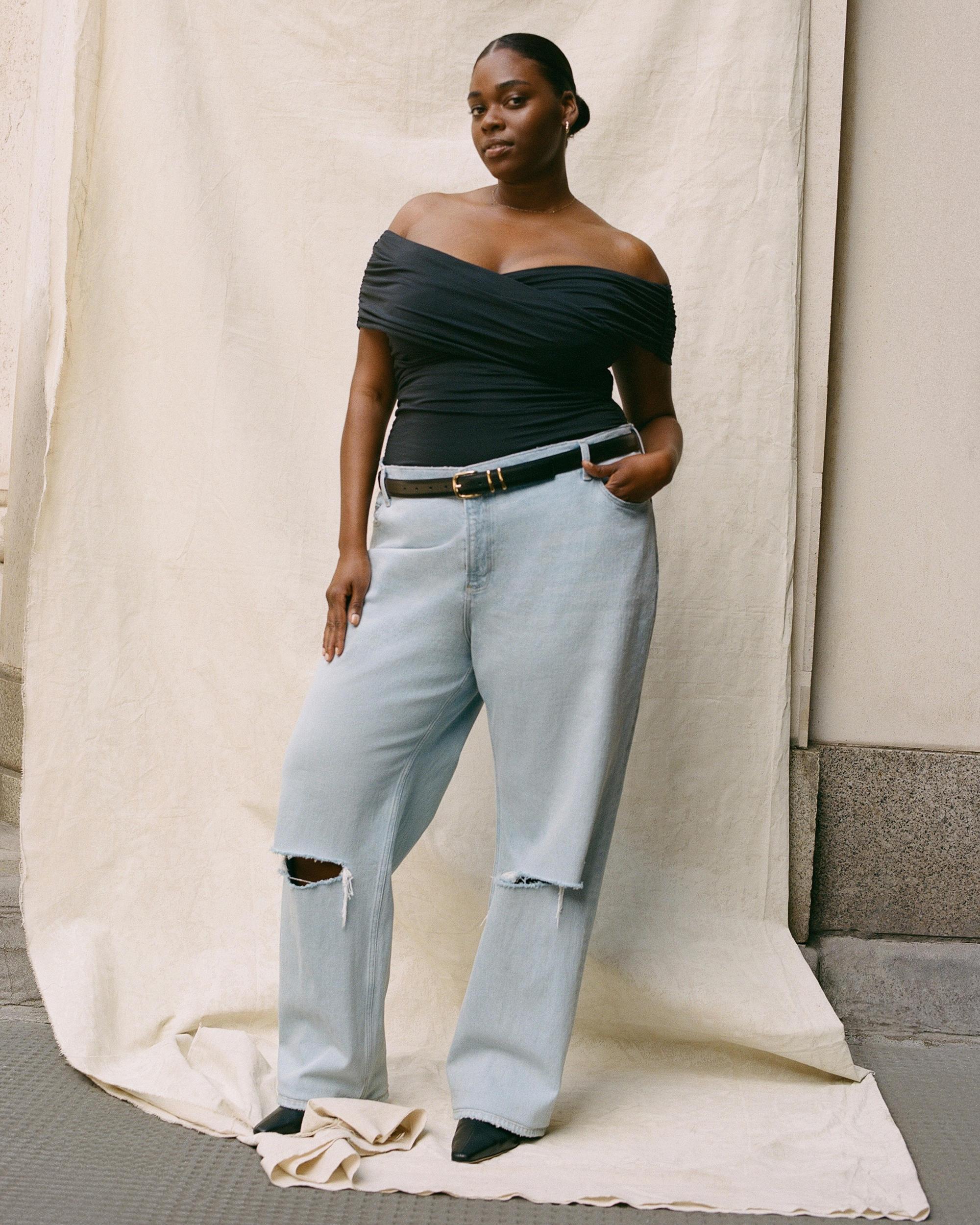 Curve Love Low Rise Baggy Jean Product Image