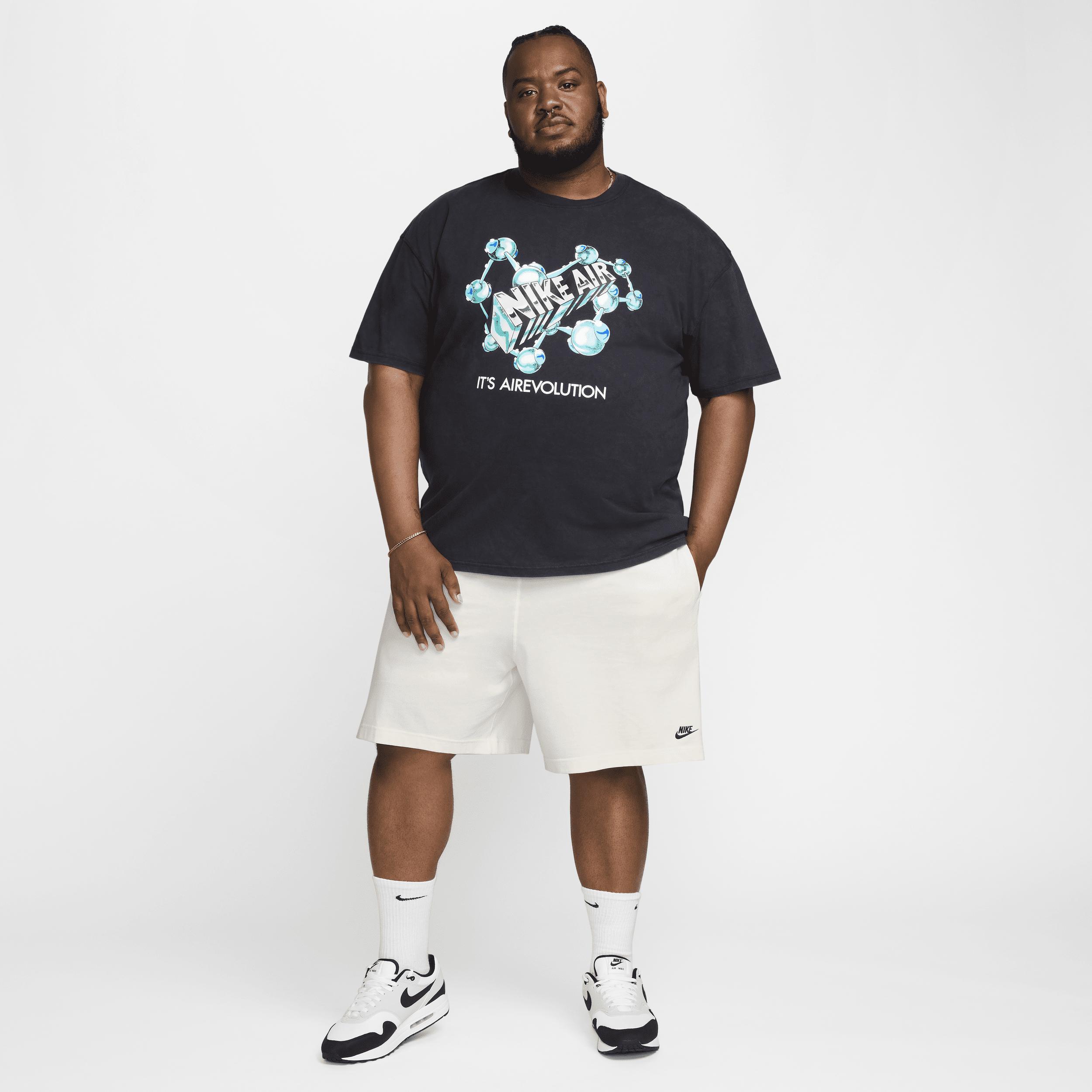 Nike Sportswear Men's T-Shirt Product Image