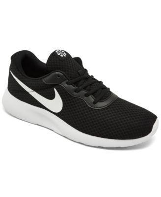 Nike Tanjun Men's Shoes Product Image